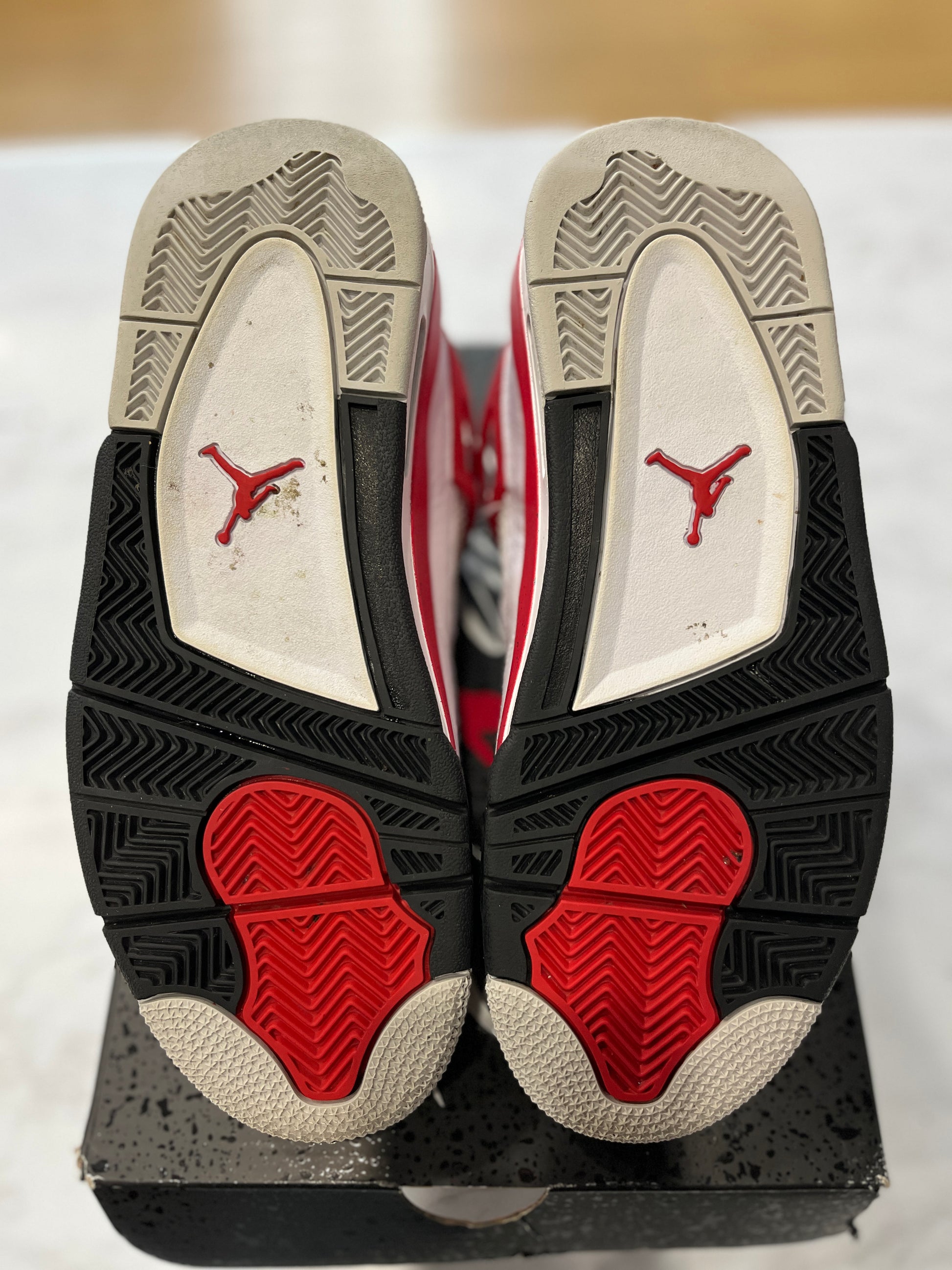 Jordan 4 Retro Red Cement (GS) PRE-OWNED