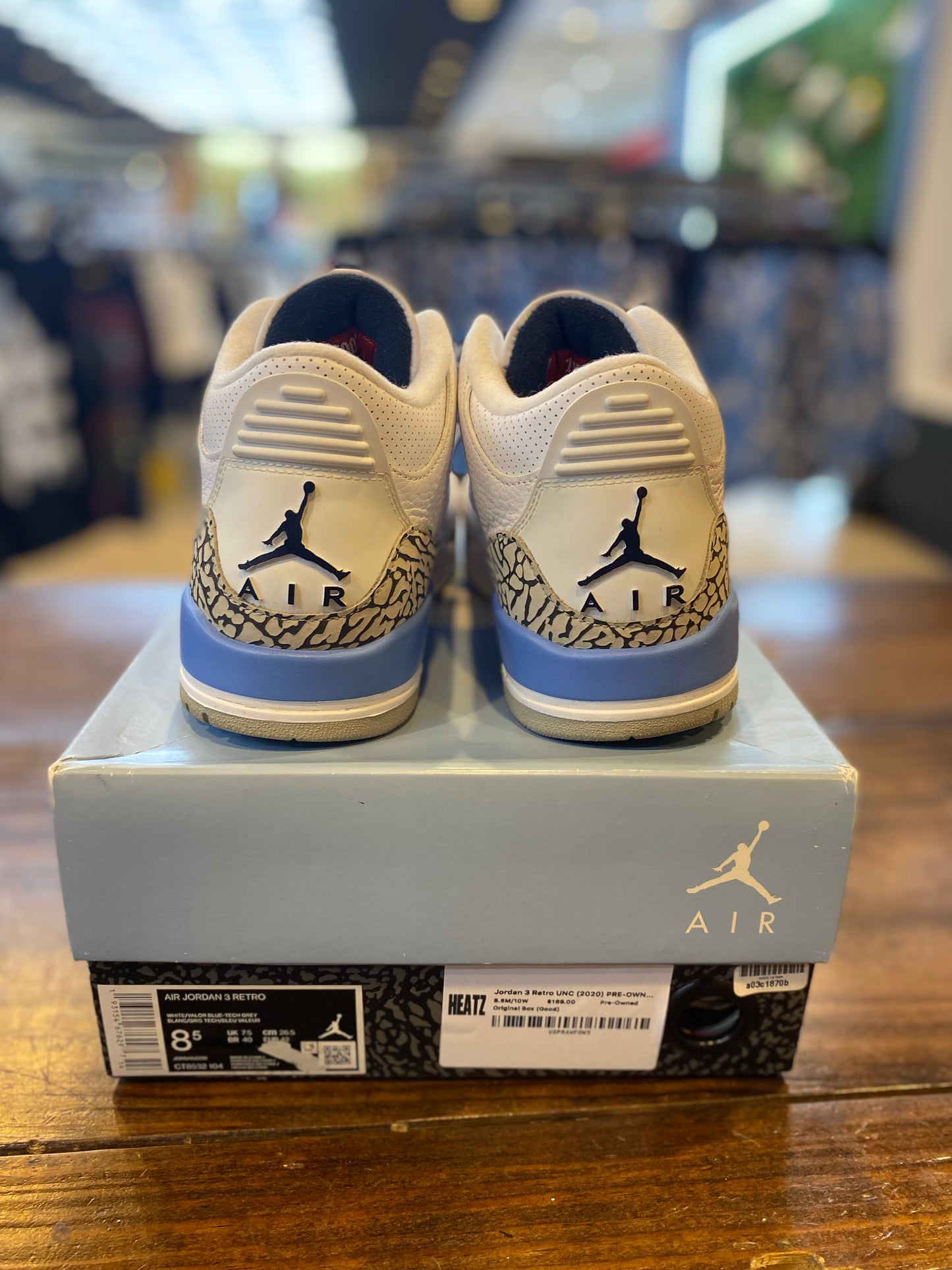 Jordan 3 Retro UNC (2020) PRE-OWNED