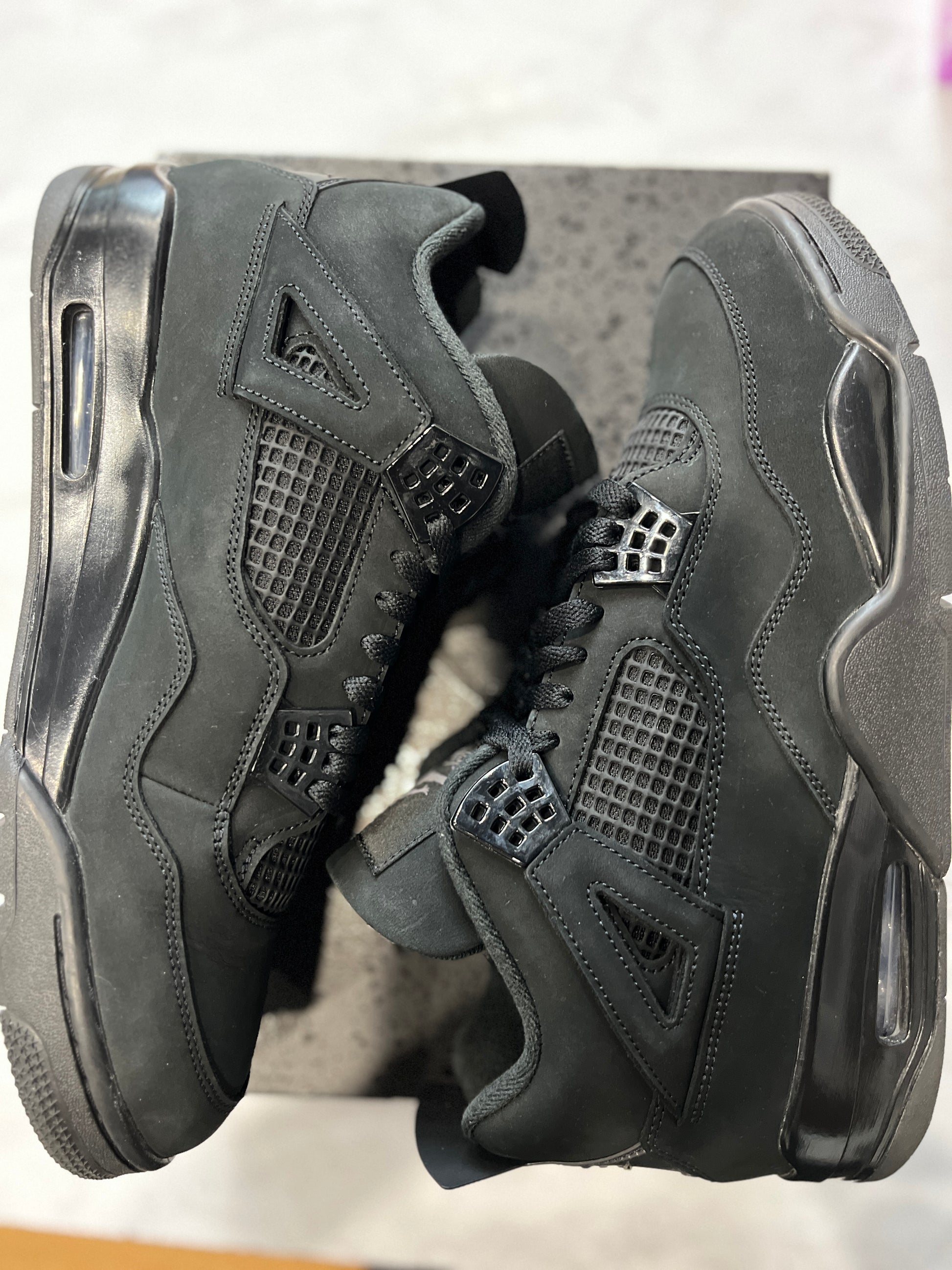 Jordan 4 Retro Black Cat (2025) PRE-OWNED
