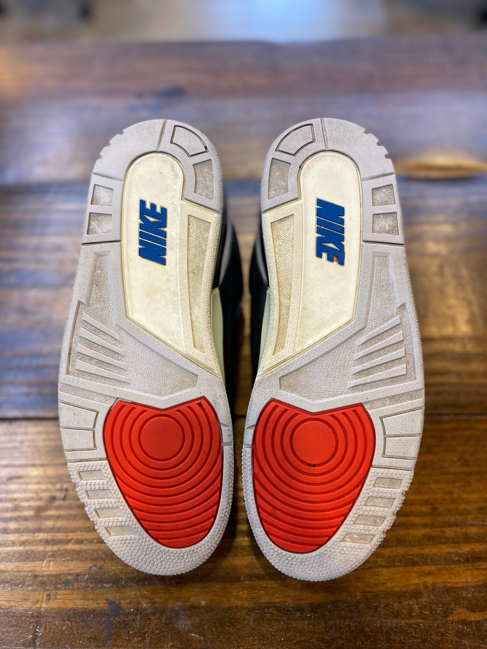 Jordan 3 Retro OG Rare Air PRE-OWNED