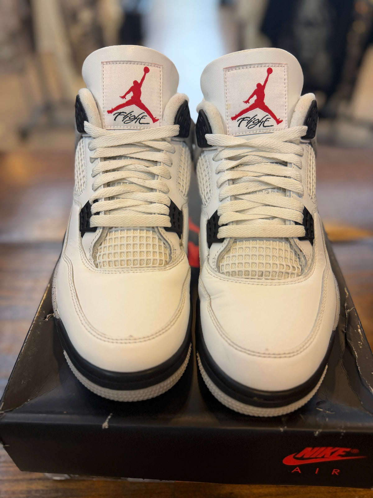 Jordan 4 Retro White Cement (2025) PRE-OWNED