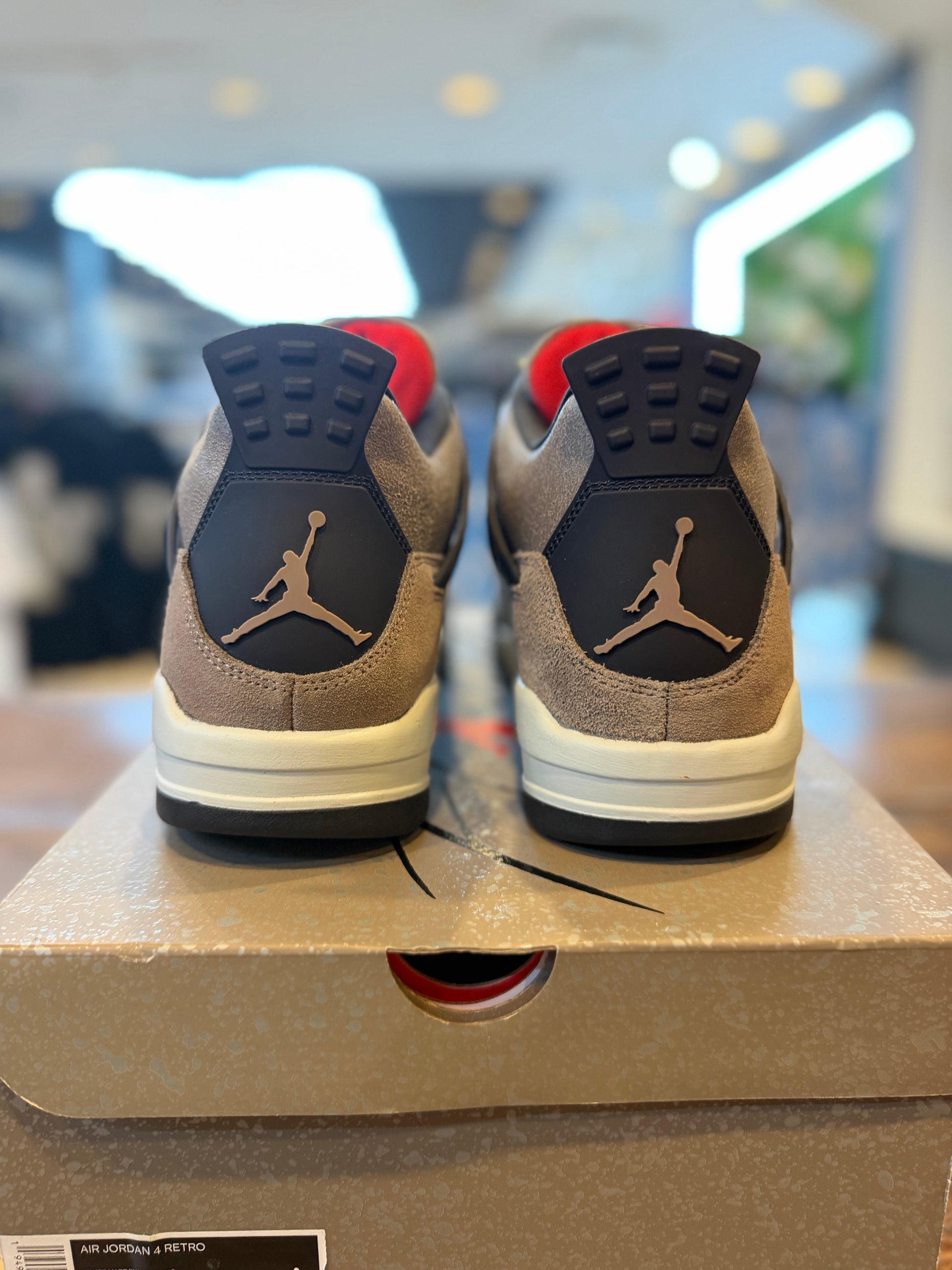 Jordan 4 Retro Taupe Haze PRE-OWNED