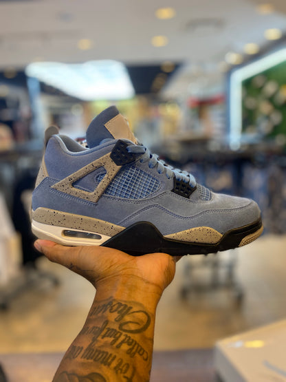 Jordan 4 Retro University Blue PRE-OWNED