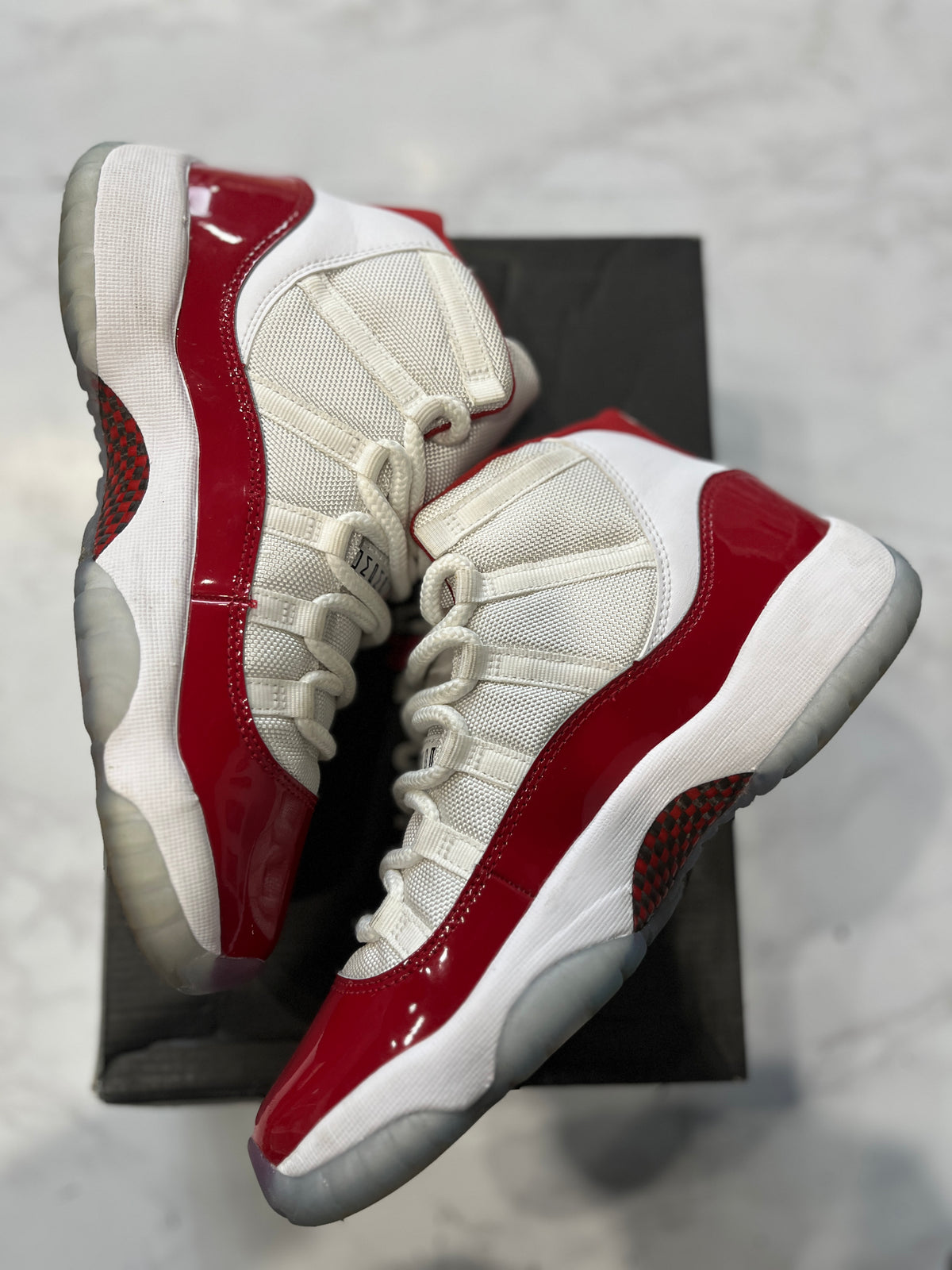 Jordan 11 Retro Cherry (2022) (GS) PRE-OWNED