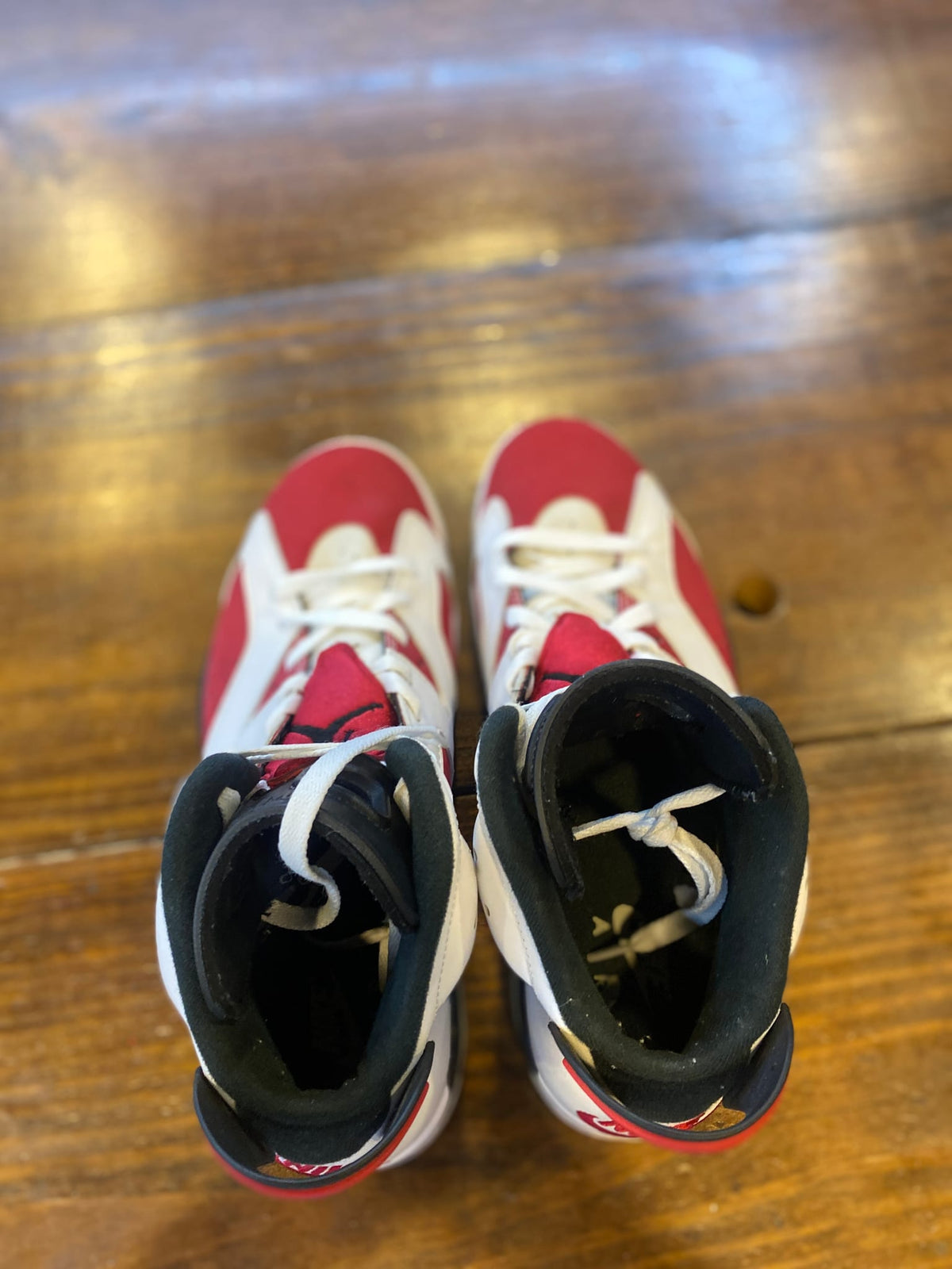 Jordan 6 Retro Carmine (2021) PRE-OWNED