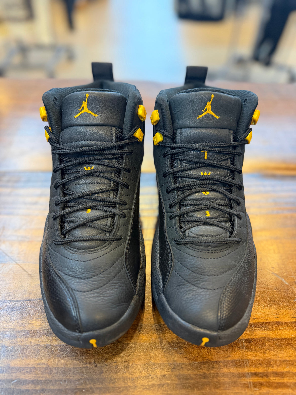 Jordan 12 Retro Black Taxi PRE-OWNED