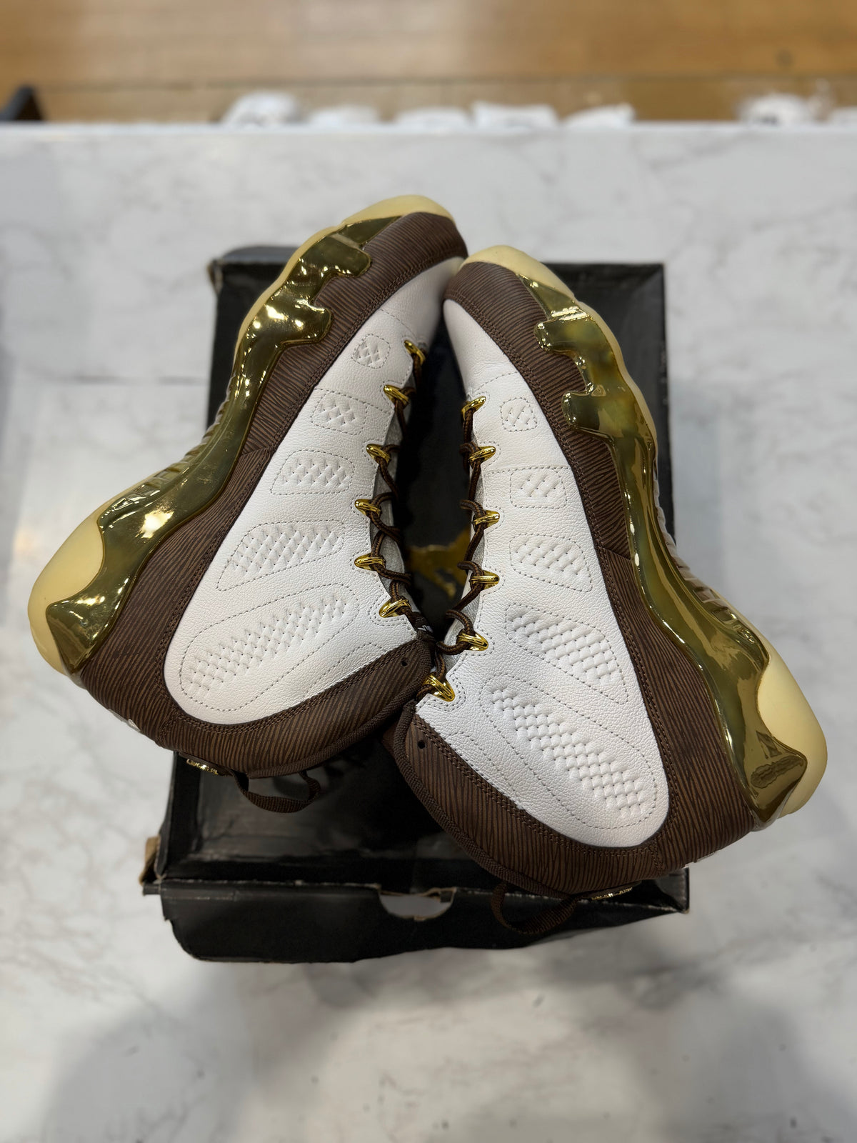 Jordan 9 Retro MOP Melo PRE-OWNED
