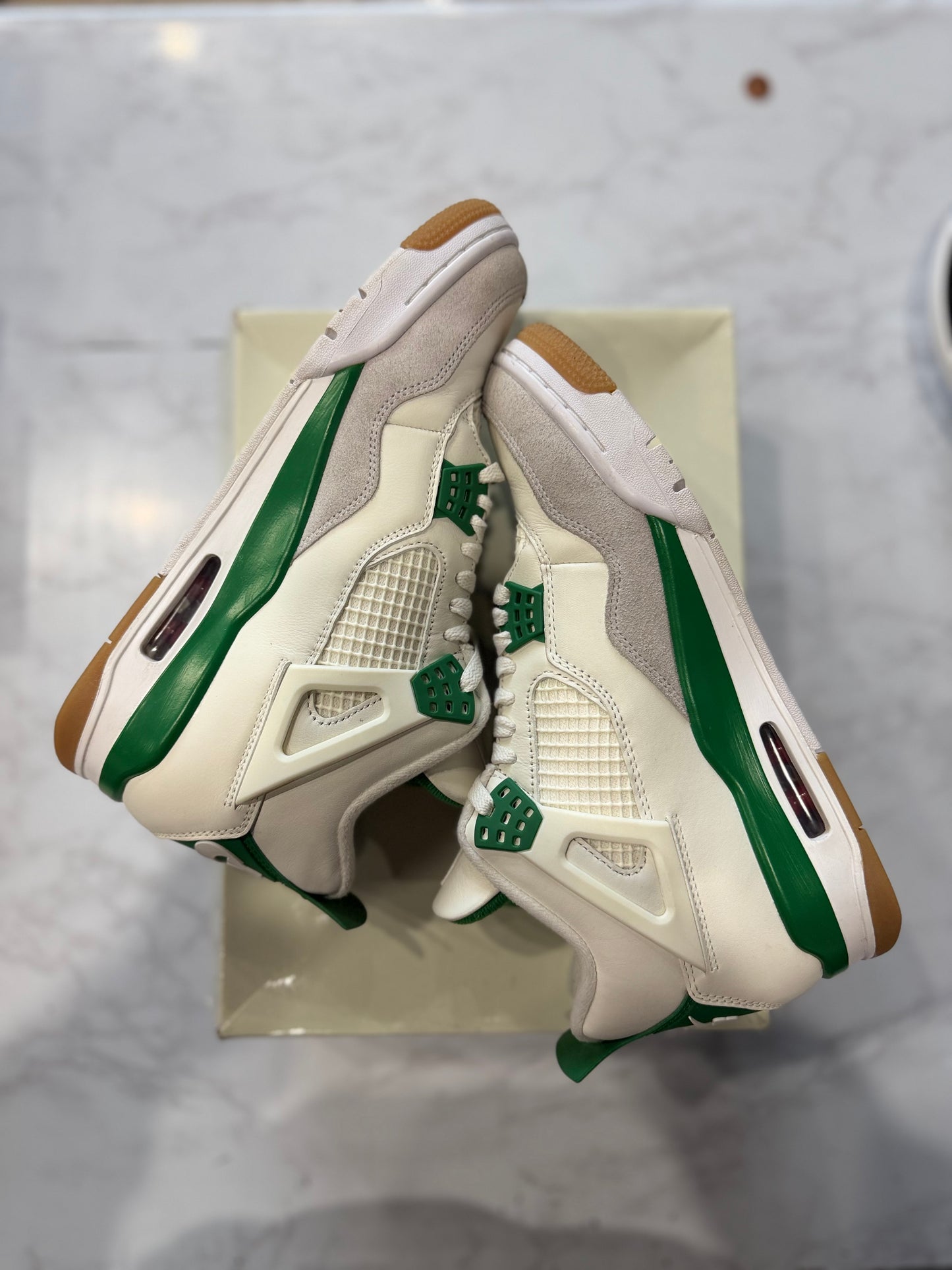 Nike SB X Jordan 4 Retro SP Pine Green PRE-OWNED