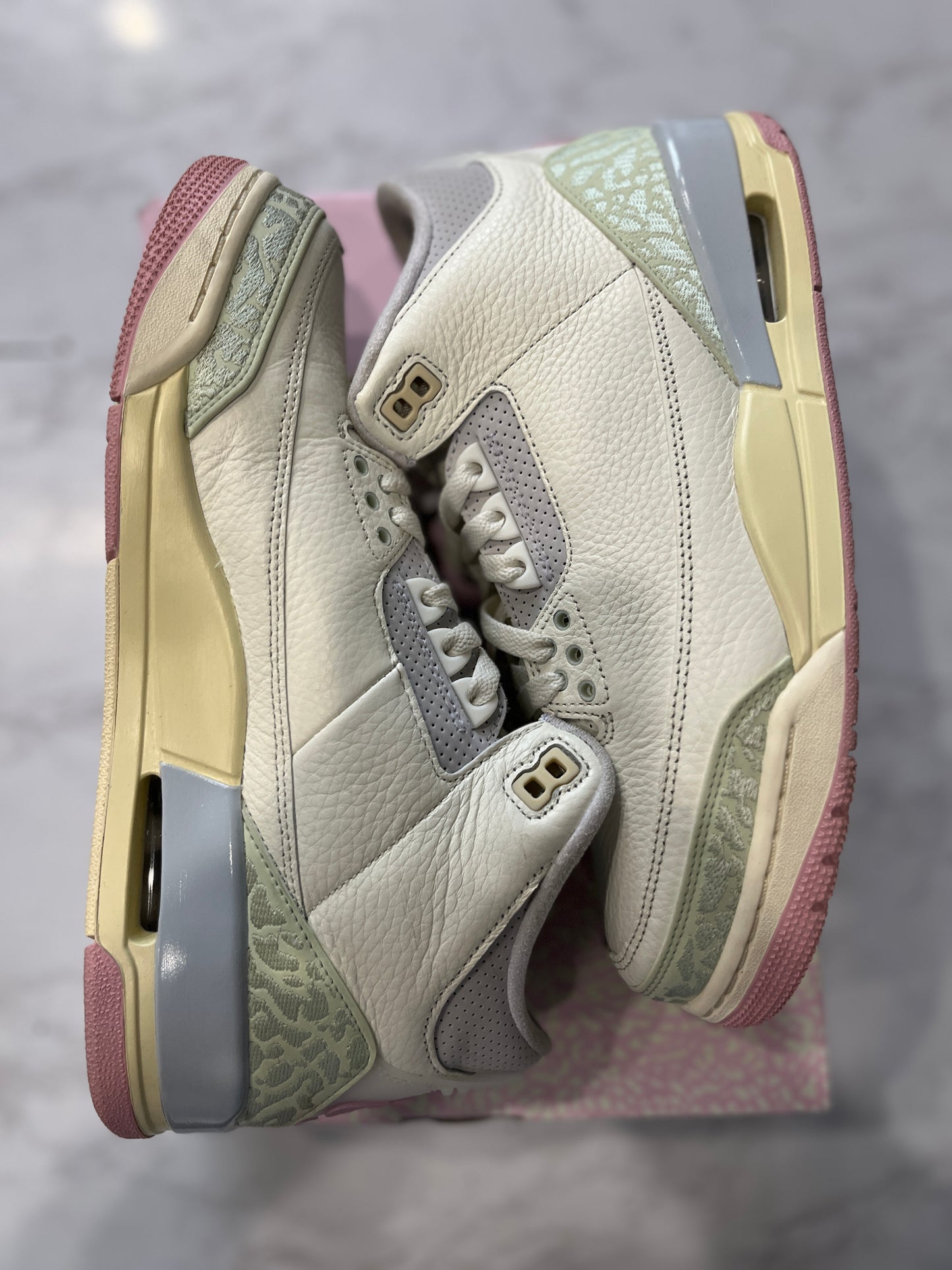 Jordan 3 Retro Spring Is In The Air PRE-OWNED