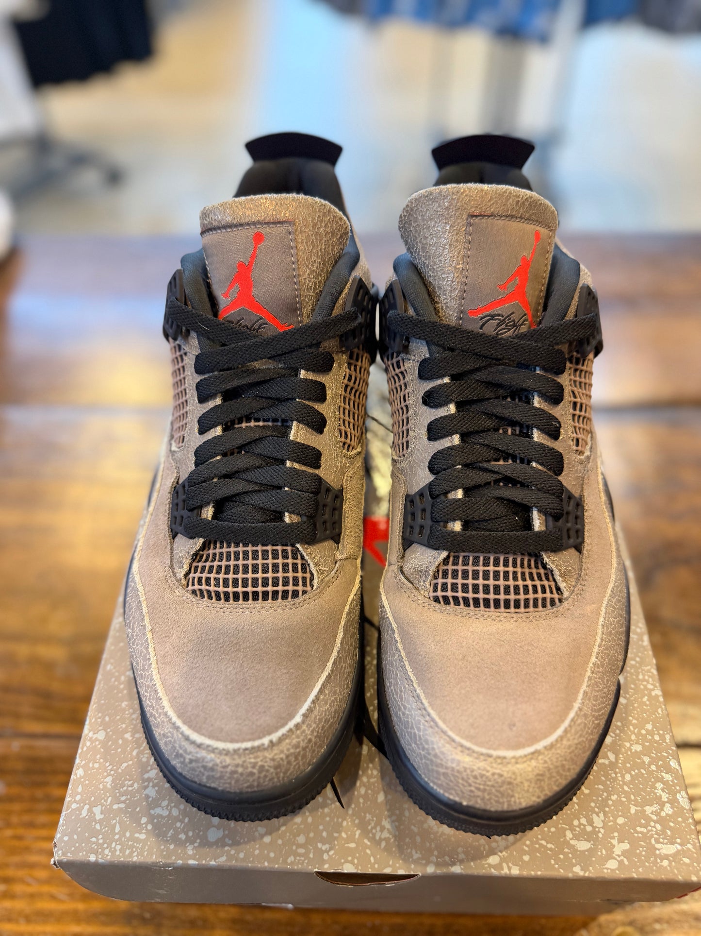 Jordan 4 Retro Taupe Haze PRE-OWNED