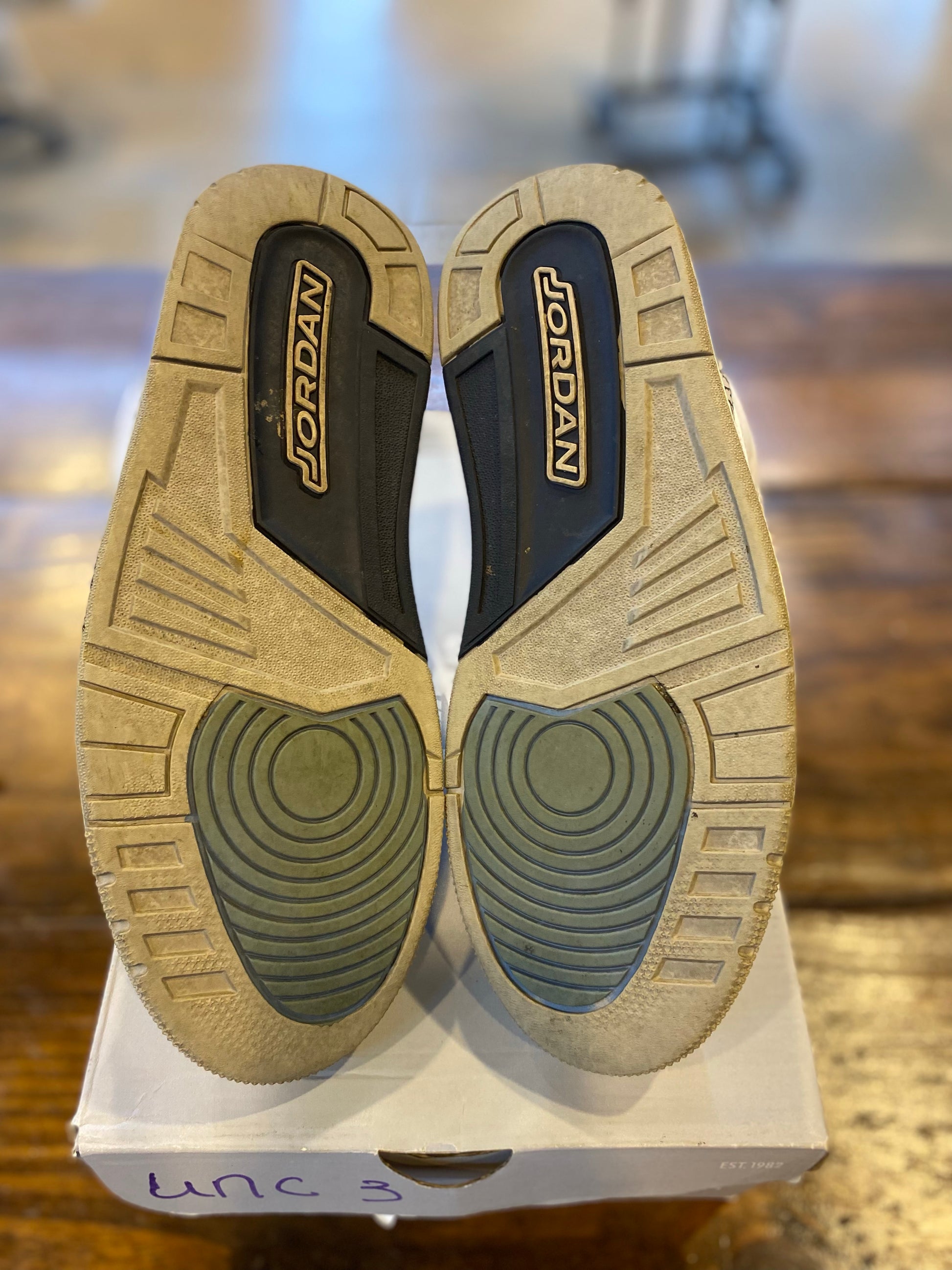 Jordan 3 Retro UNC (2020) PRE-OWNED