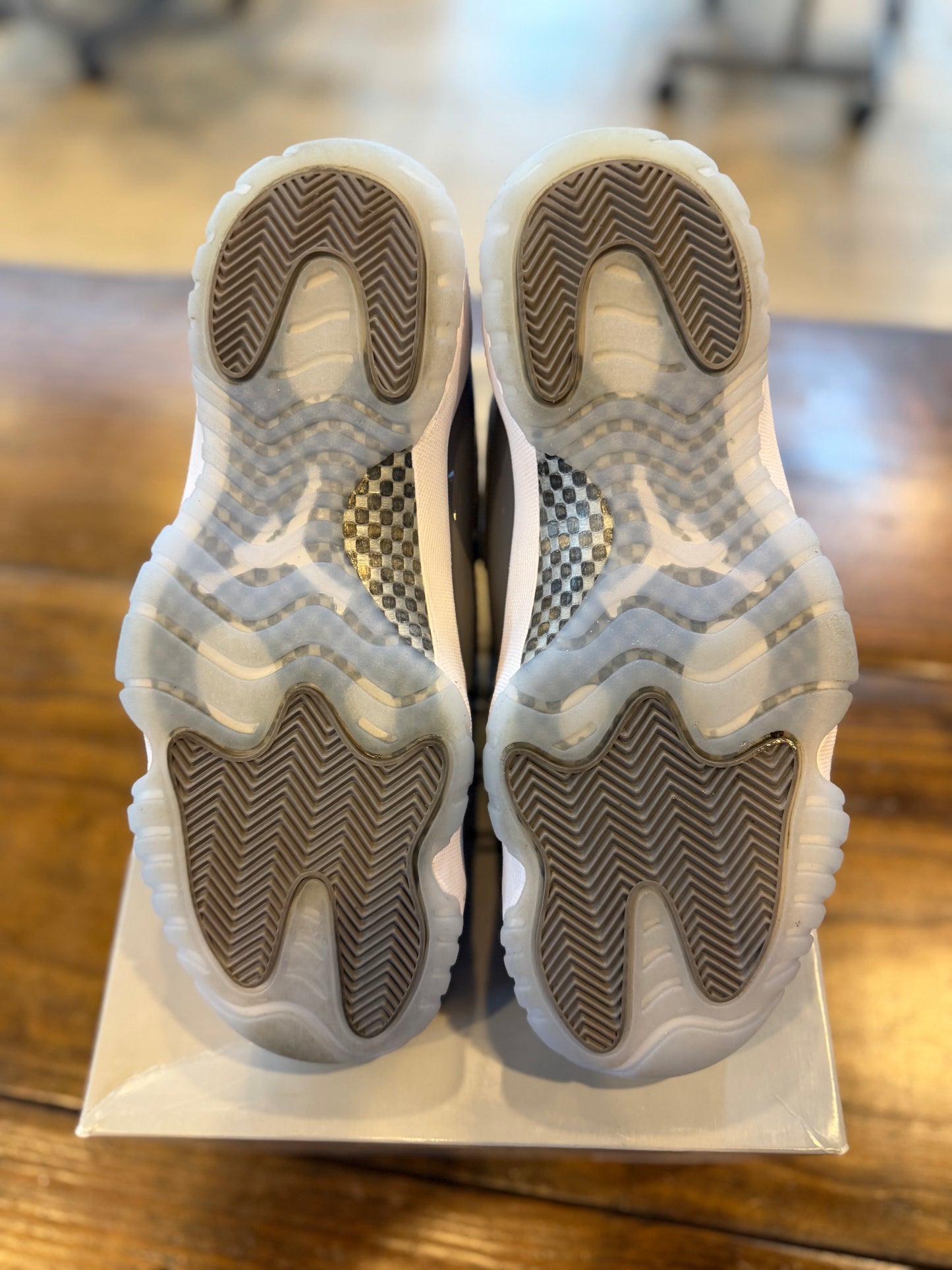 Jordan 11 Retro Cool Grey (2021) PRE-OWNED