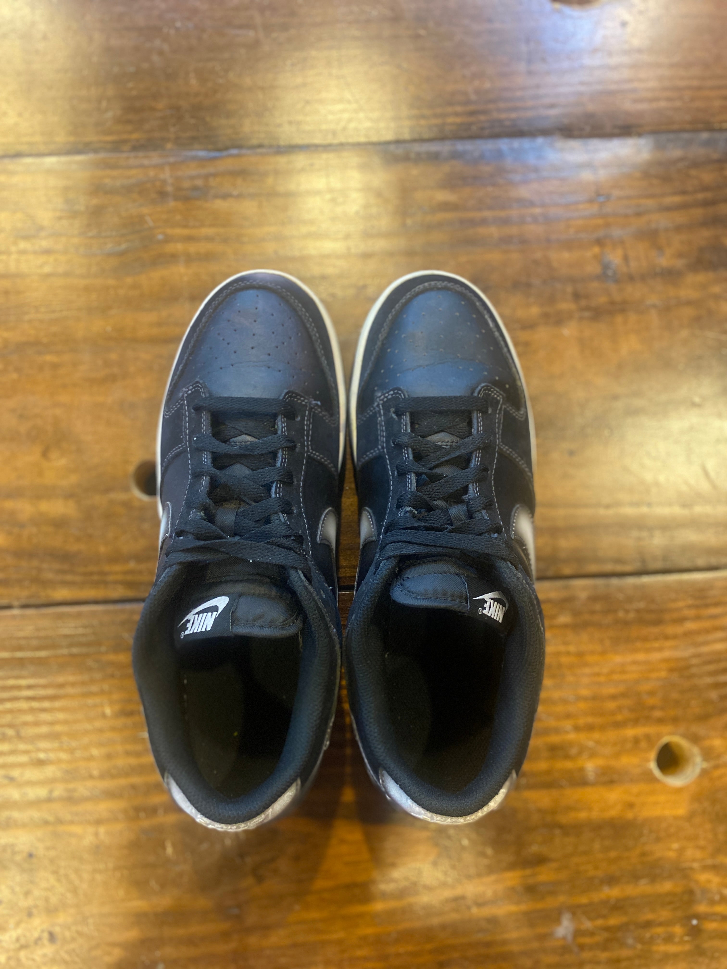 Nike Dunk Low Airbrush Swoosh Black PRE-OWNED