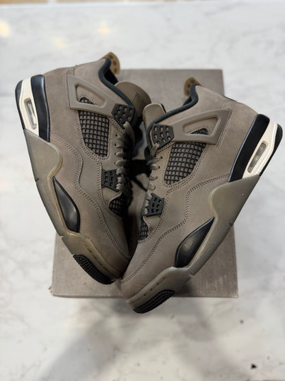 Jordan 4 Retro Cave Stone PRE-OWNED