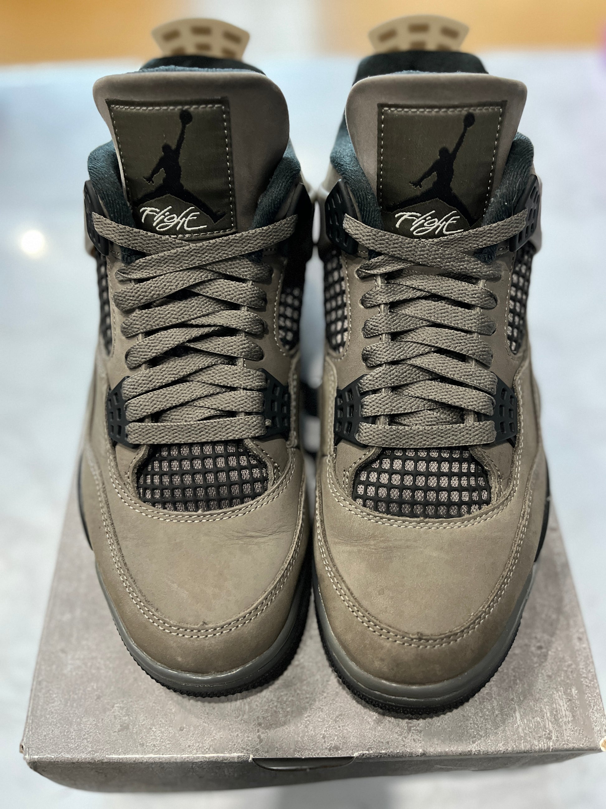 Jordan 4 Retro Cave Stone PRE-OWNED