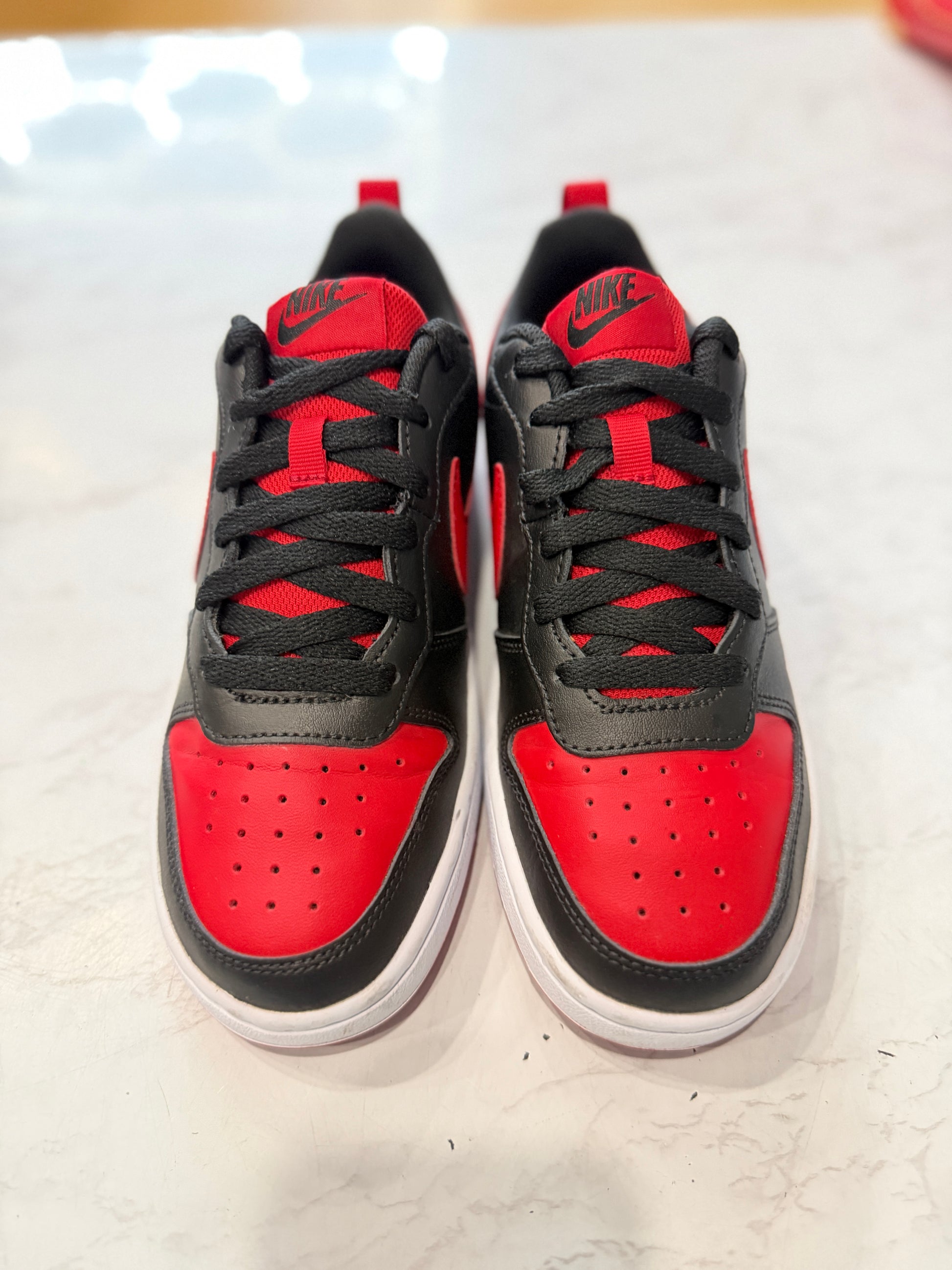 Nike Court Borough Low 2 Black University Red (GS) PRE-OWNED