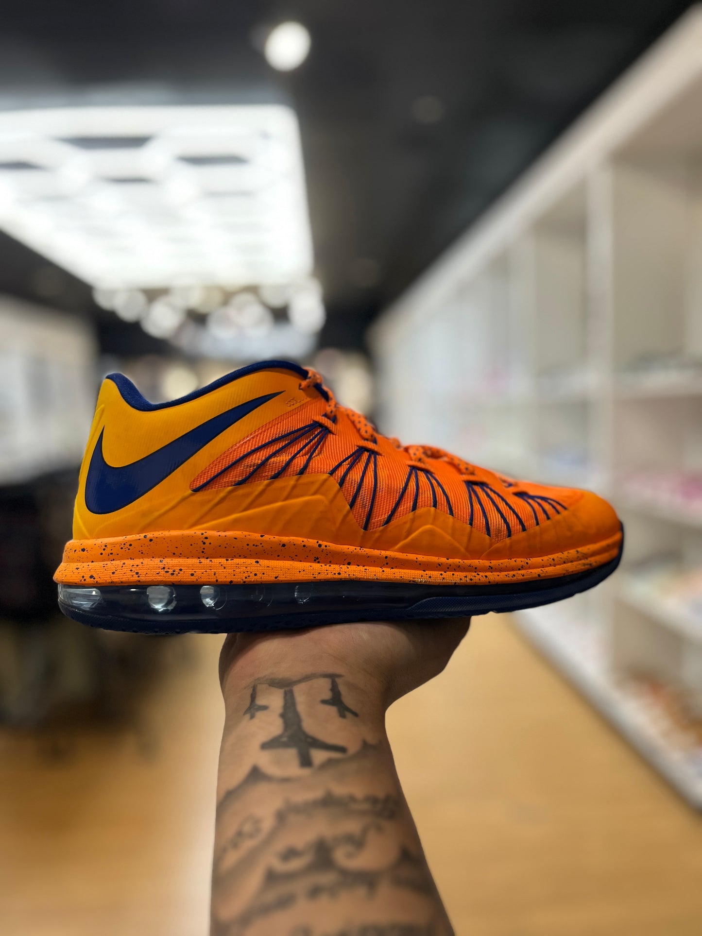 Nike LeBron X Low Knicks HWC PRE-OWNED