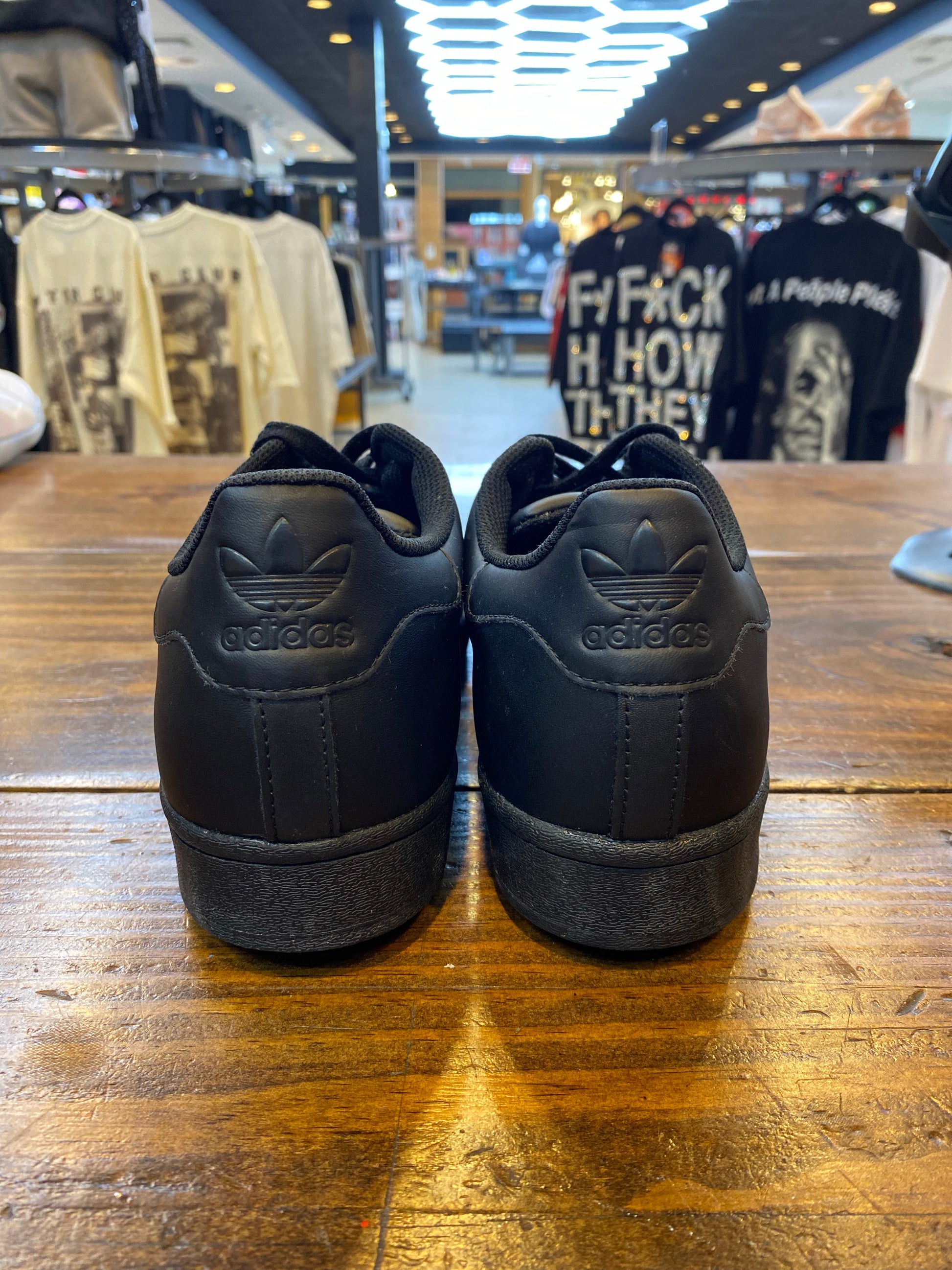adidas Superstar All Black PRE-OWNED