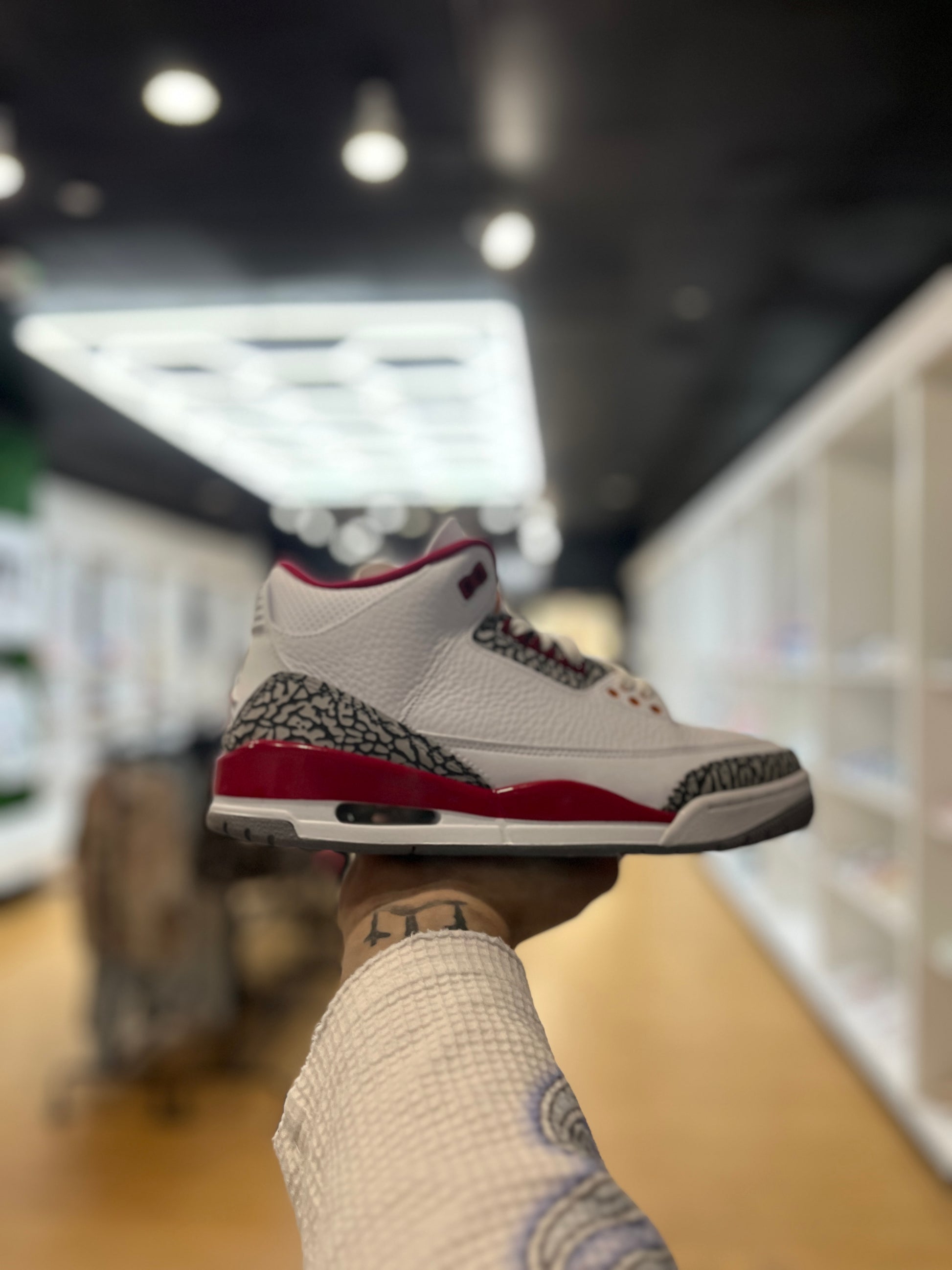 Jordan 3 Retro Cardinal Red PRE-OWNED