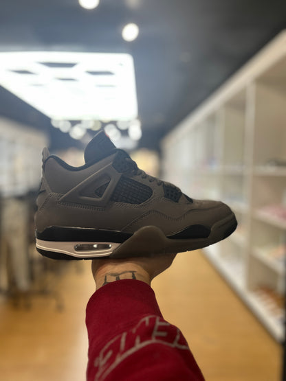 Jordan 4 Retro Cave Stone PRE-OWNED