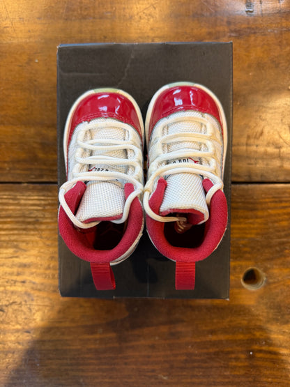 Jordan 11 Retro Cherry (2022) (TD) PRE-OWNED