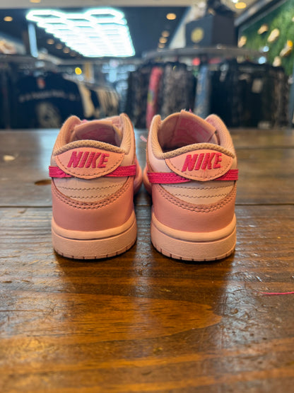 Nike Dunk Low Triple Pink (PS) PRE-OWNED