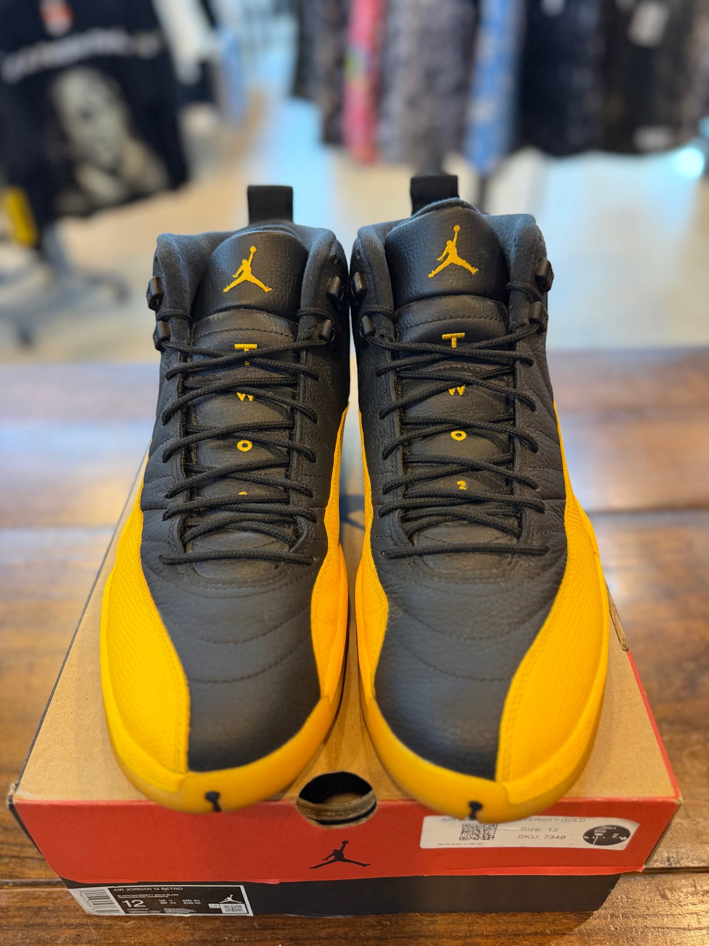 Jordan 12 Retro Black University Gold PRE-OWNED