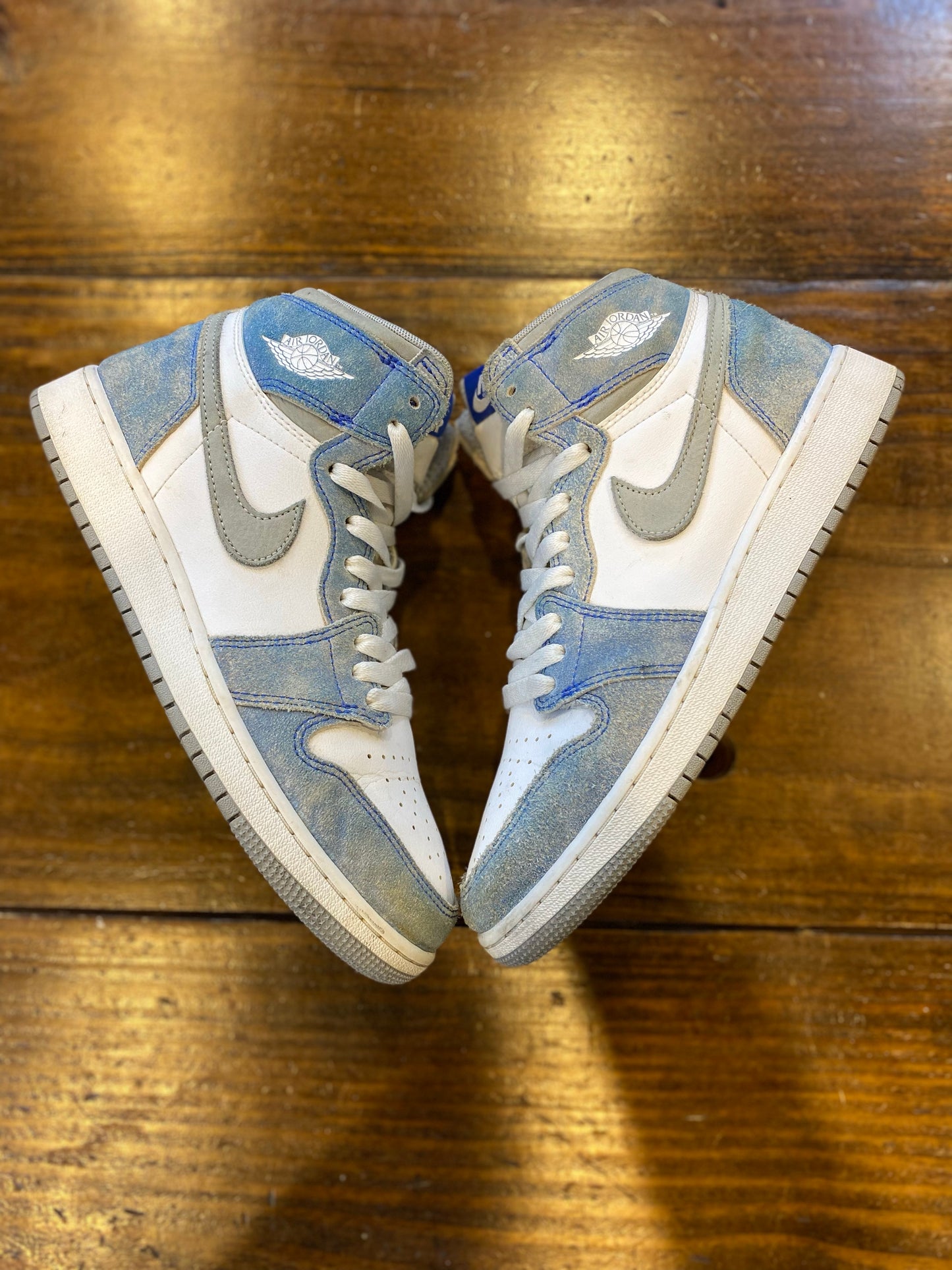 Jordan 1 Retro High Hyper Royal Smoke Grey (GS) PRE-OWNED
