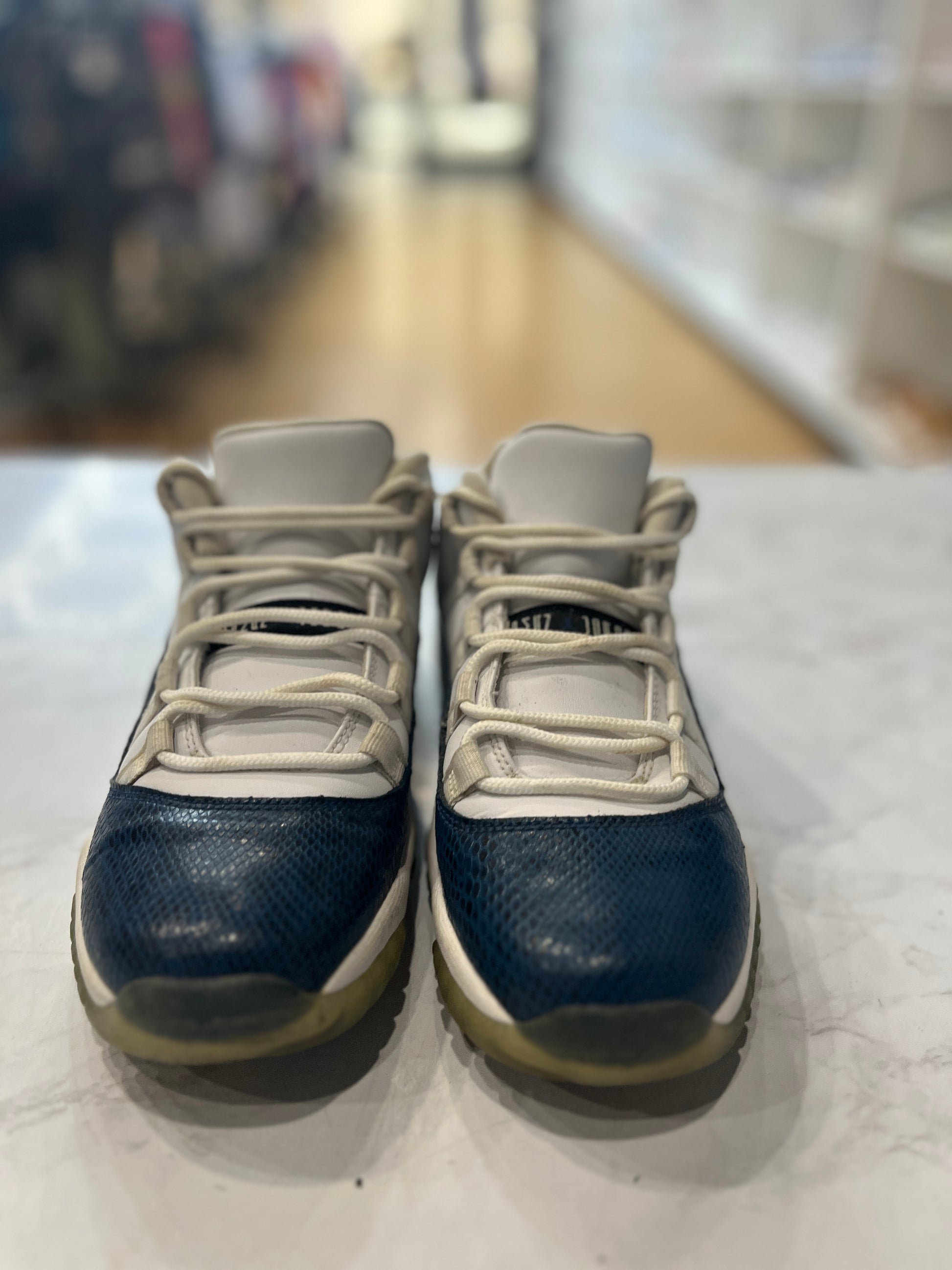 Jordan 11 Retro Low Snake Navy (2019) (GS) PRE-OWNED