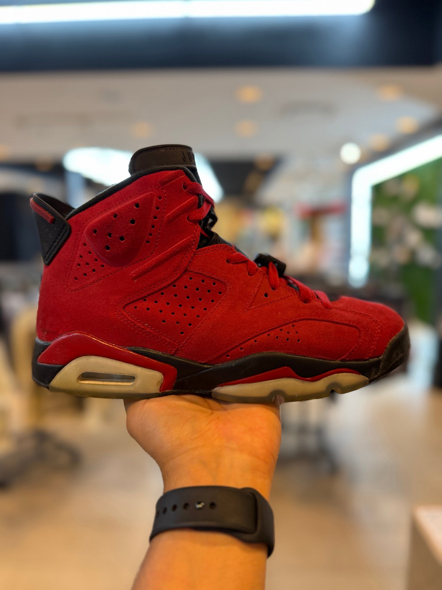 Jordan 6 Retro Toro Bravo PRE-OWNED