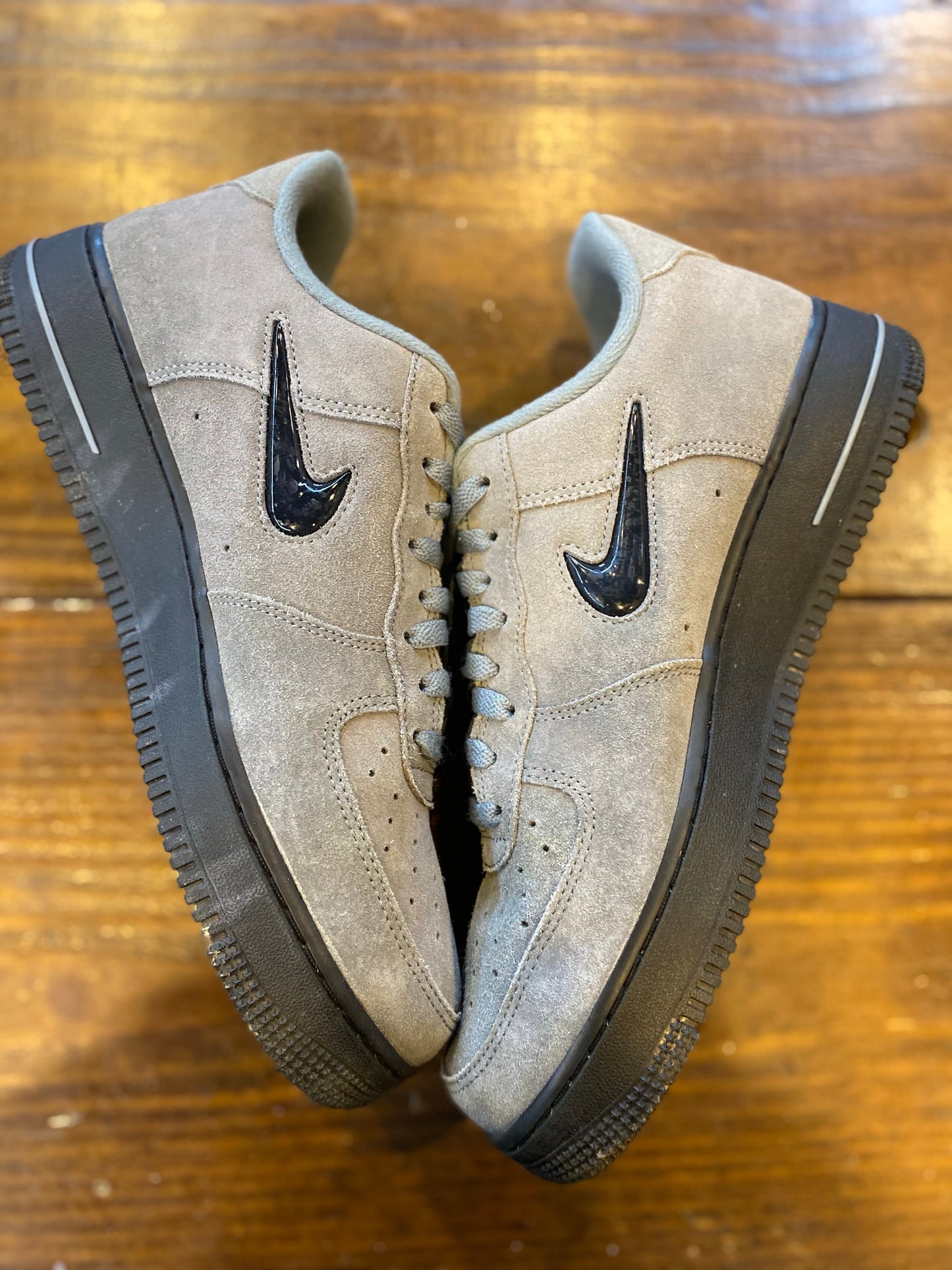 Nike Air Force 1 '07 Low Jewel Cool Grey Black PRE-OWNED