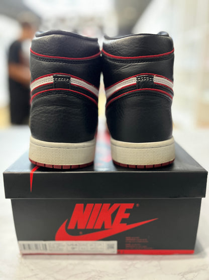 Jordan 1 Retro High Bloodline PRE-OWNED