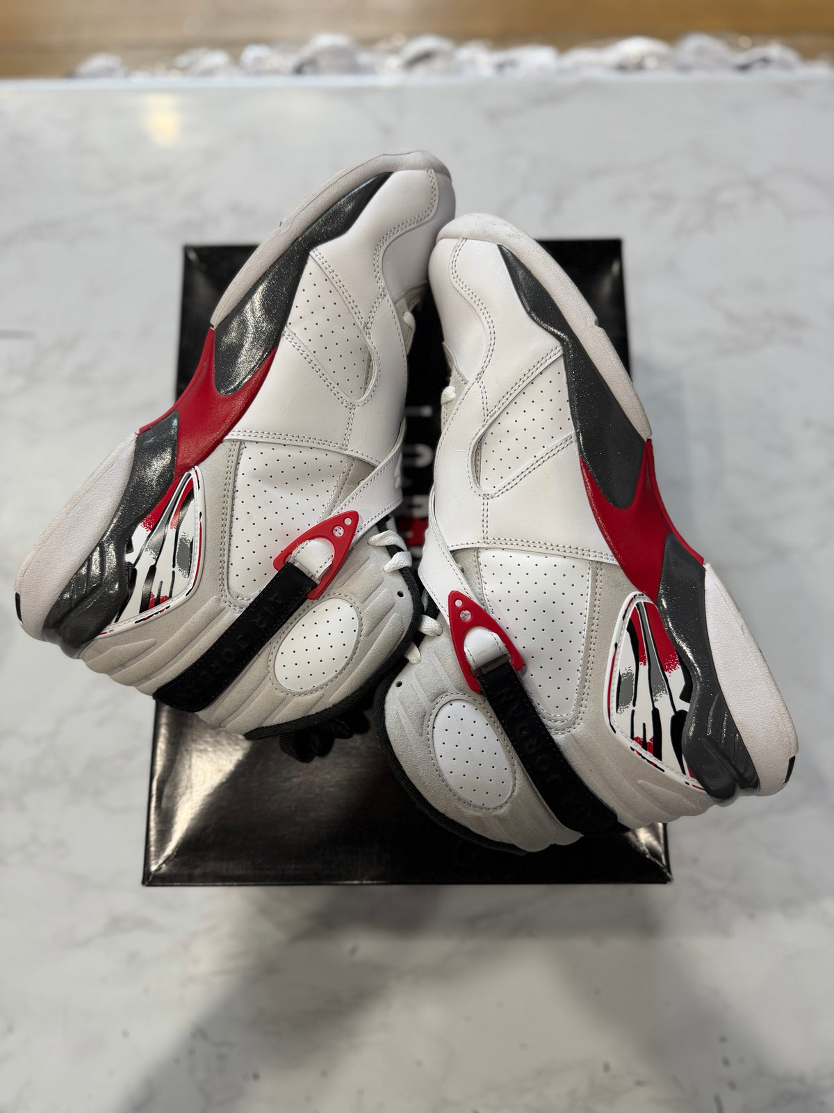 Jordan 8 Retro White True Red (2025) PRE-OWNED