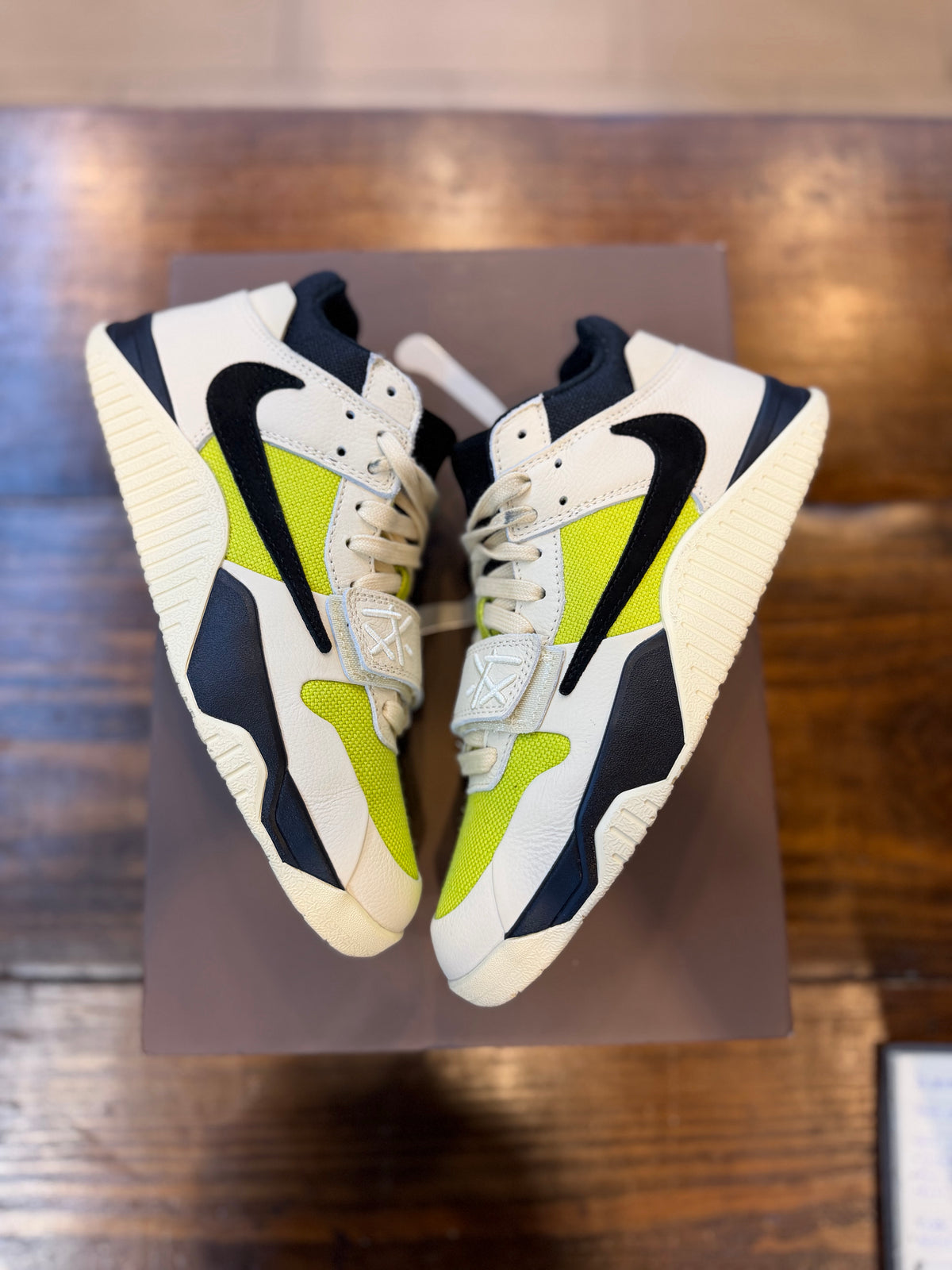 Jordan Jumpman Jack TR Travis Scott Bright Cactus PRE-OWNED