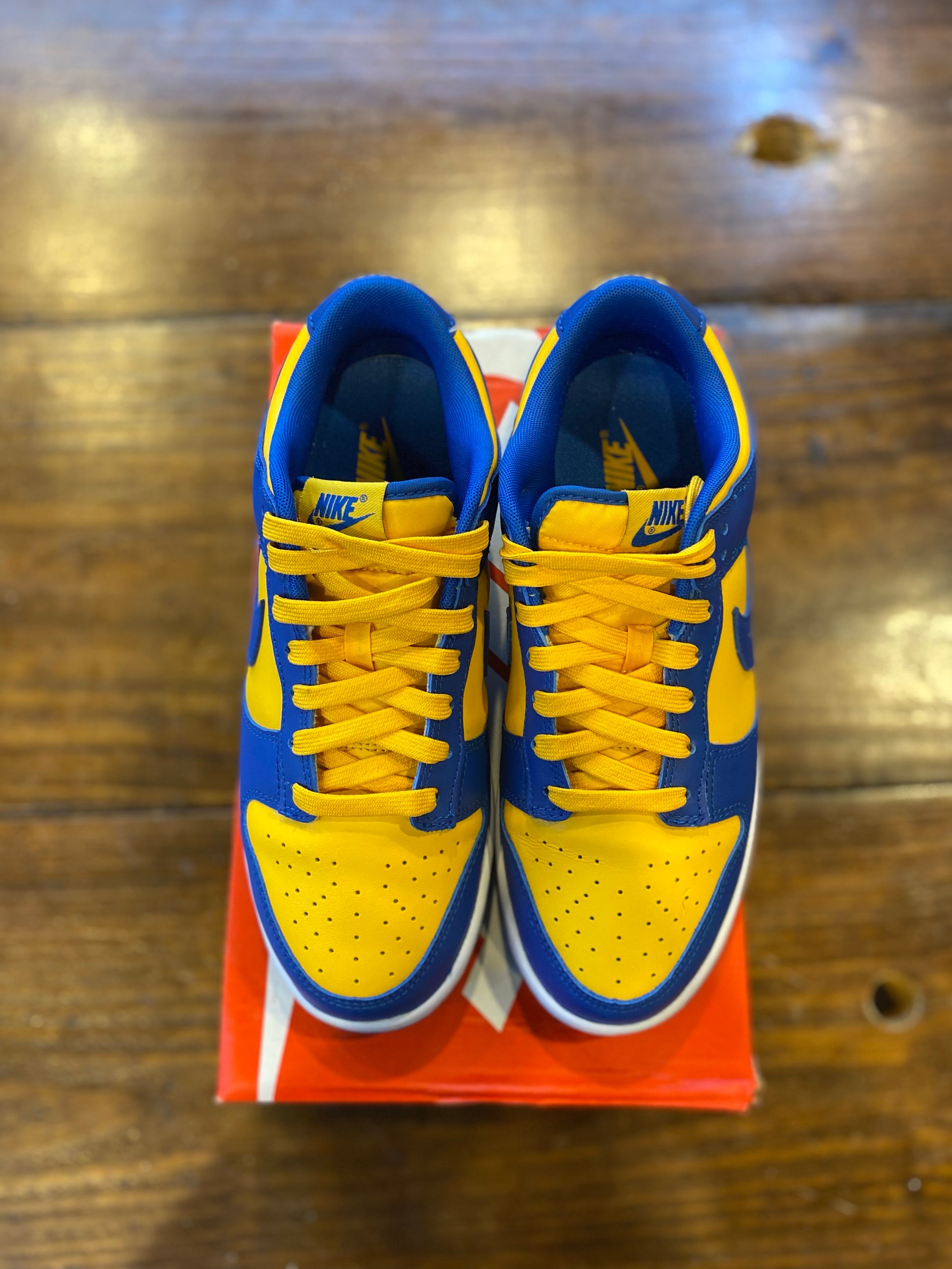 Nike Dunk Low UCLA PRE-OWNED
