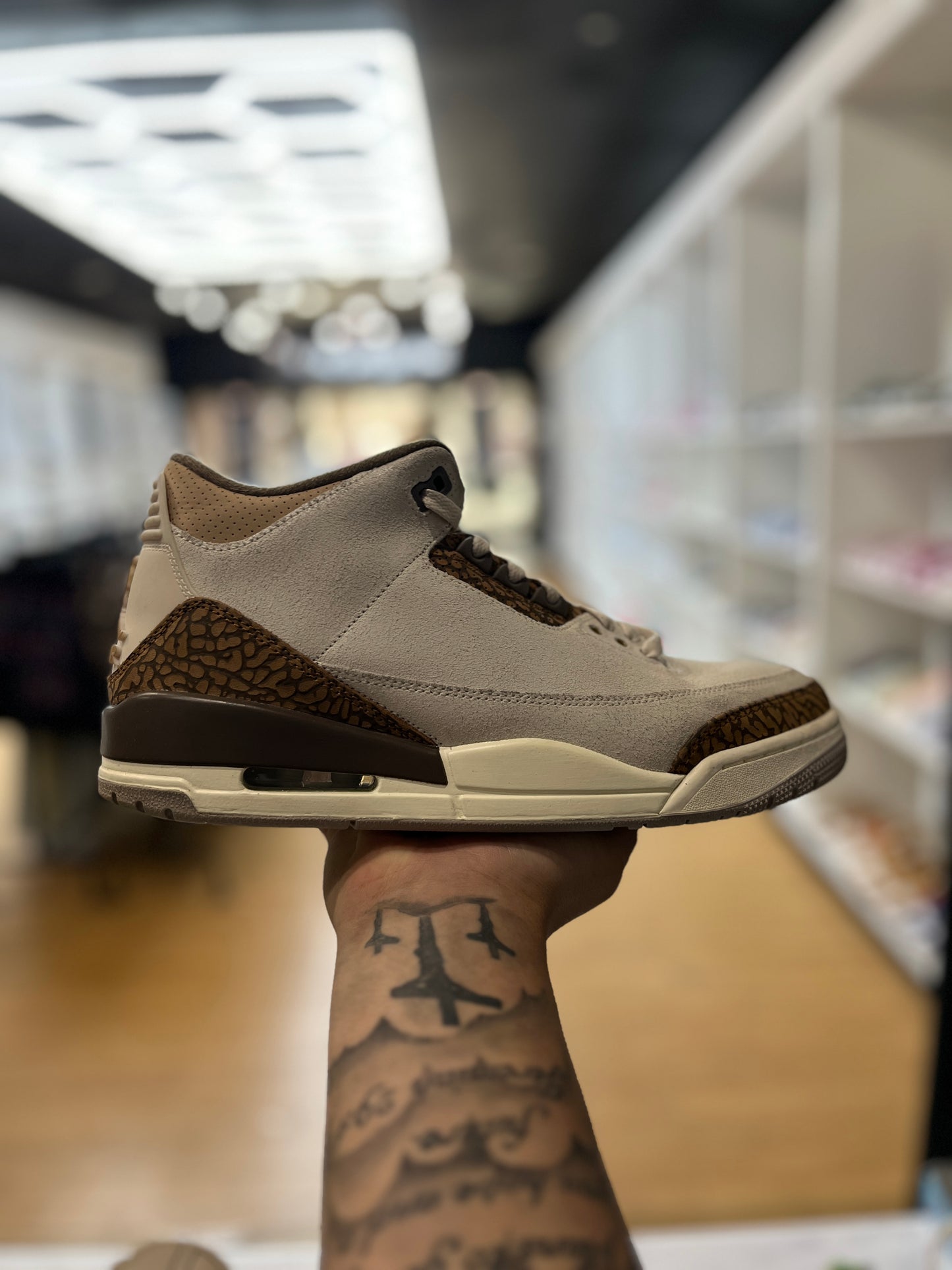 Jordan 3 Retro Palomino PRE-OWNED