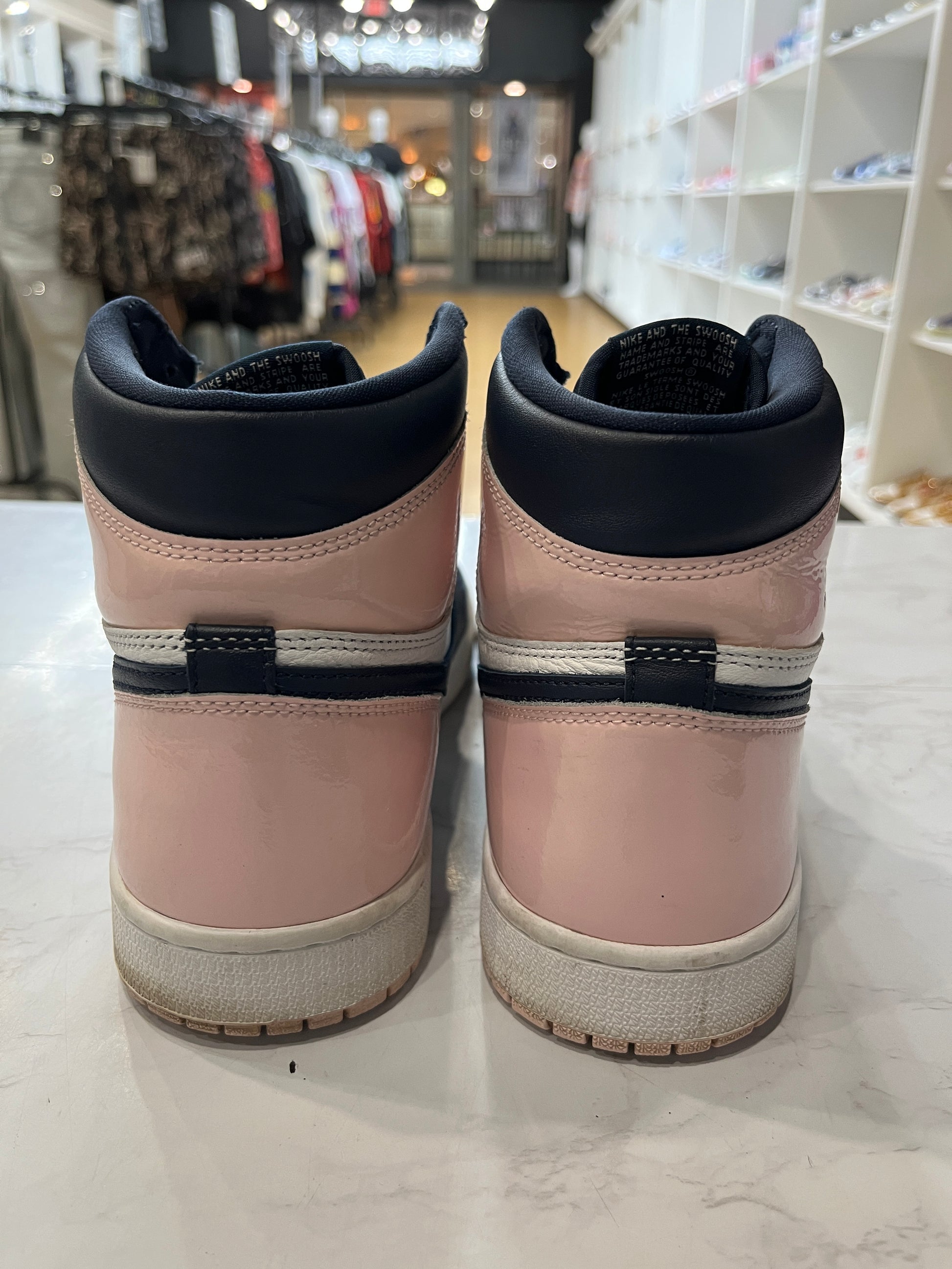 Jordan 1 Retro High OG Atmosphere (Women's) PRE-OWNED