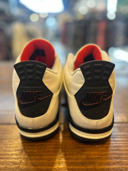 Jordan 4 Retro OG Flight Club PRE-OWNED