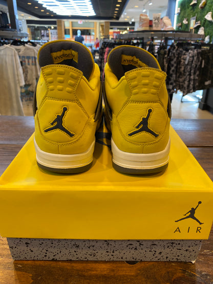 Jordan 4 Retro Lightning (2021) PRE-OWNED