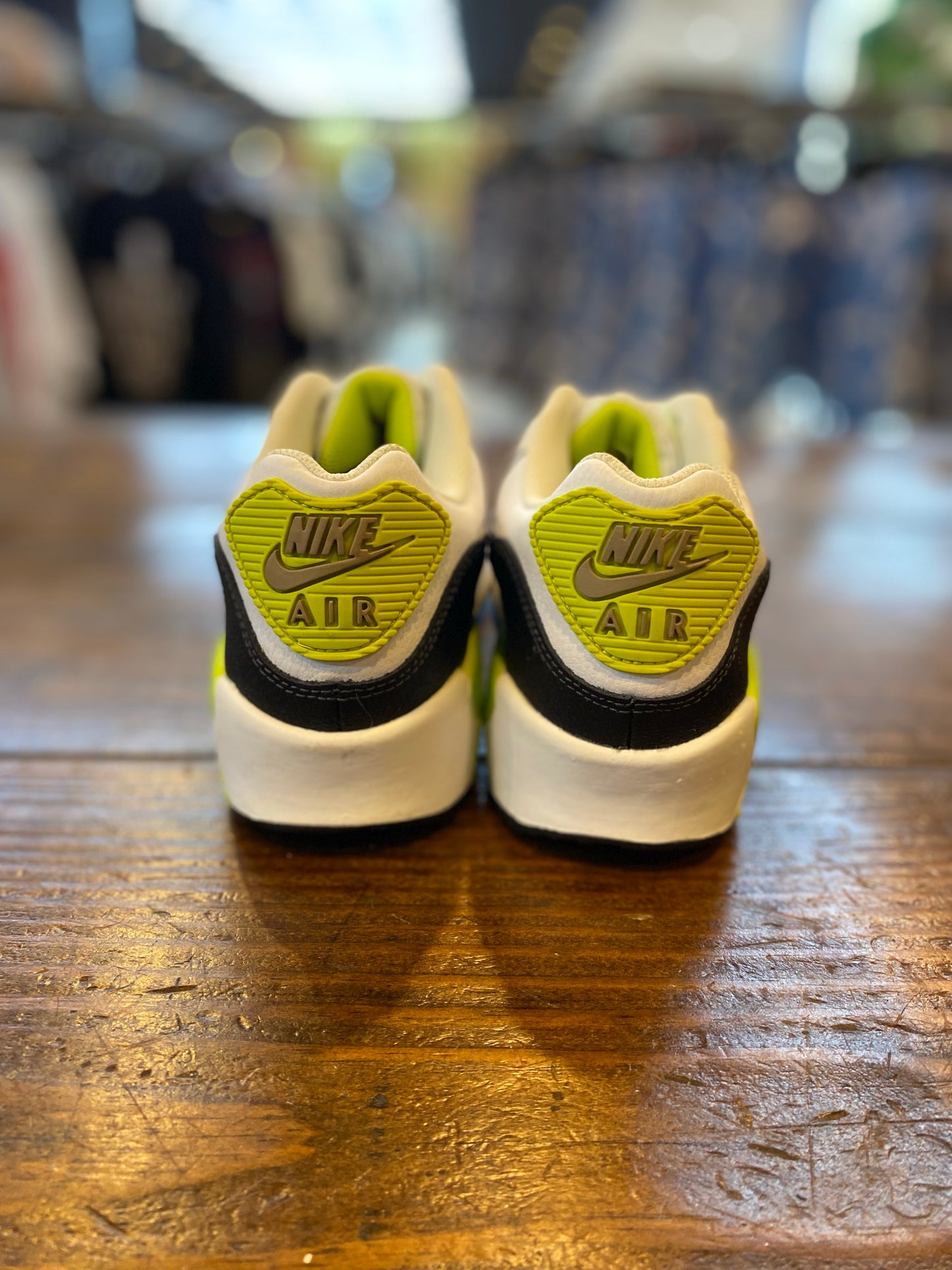 Nike Air Max 90 White Cyber Dark Smoke Grey Khaki (GS) PRE-OWNED