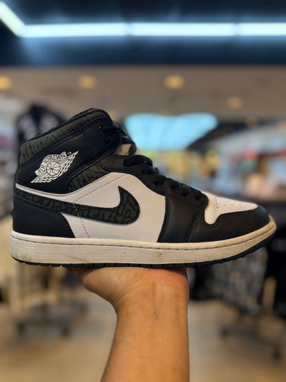 Jordan 1 Mid SE Panda Elephant PRE-OWNED