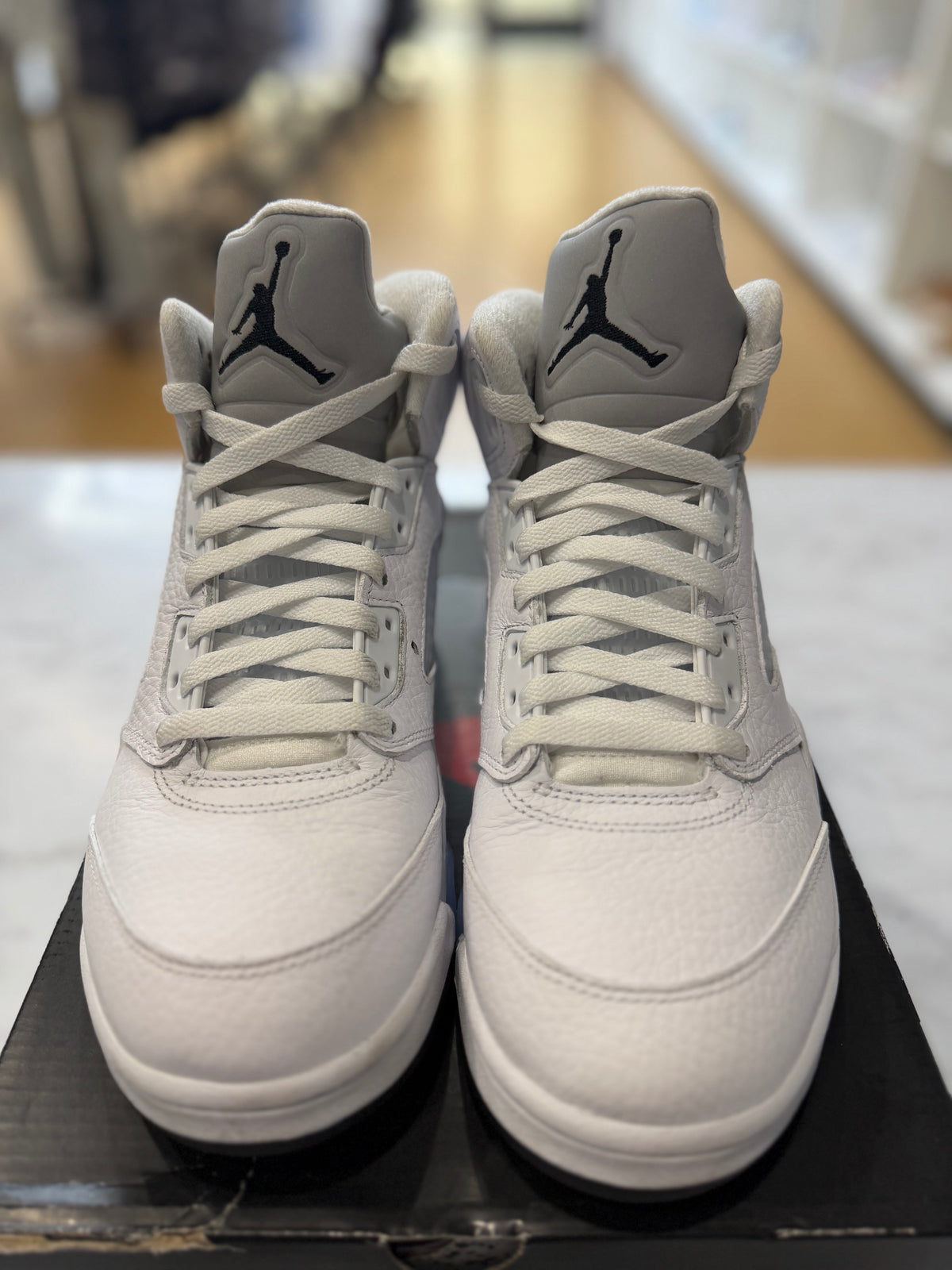Jordan 5 Retro White Metallic (2026) PRE-OWNED