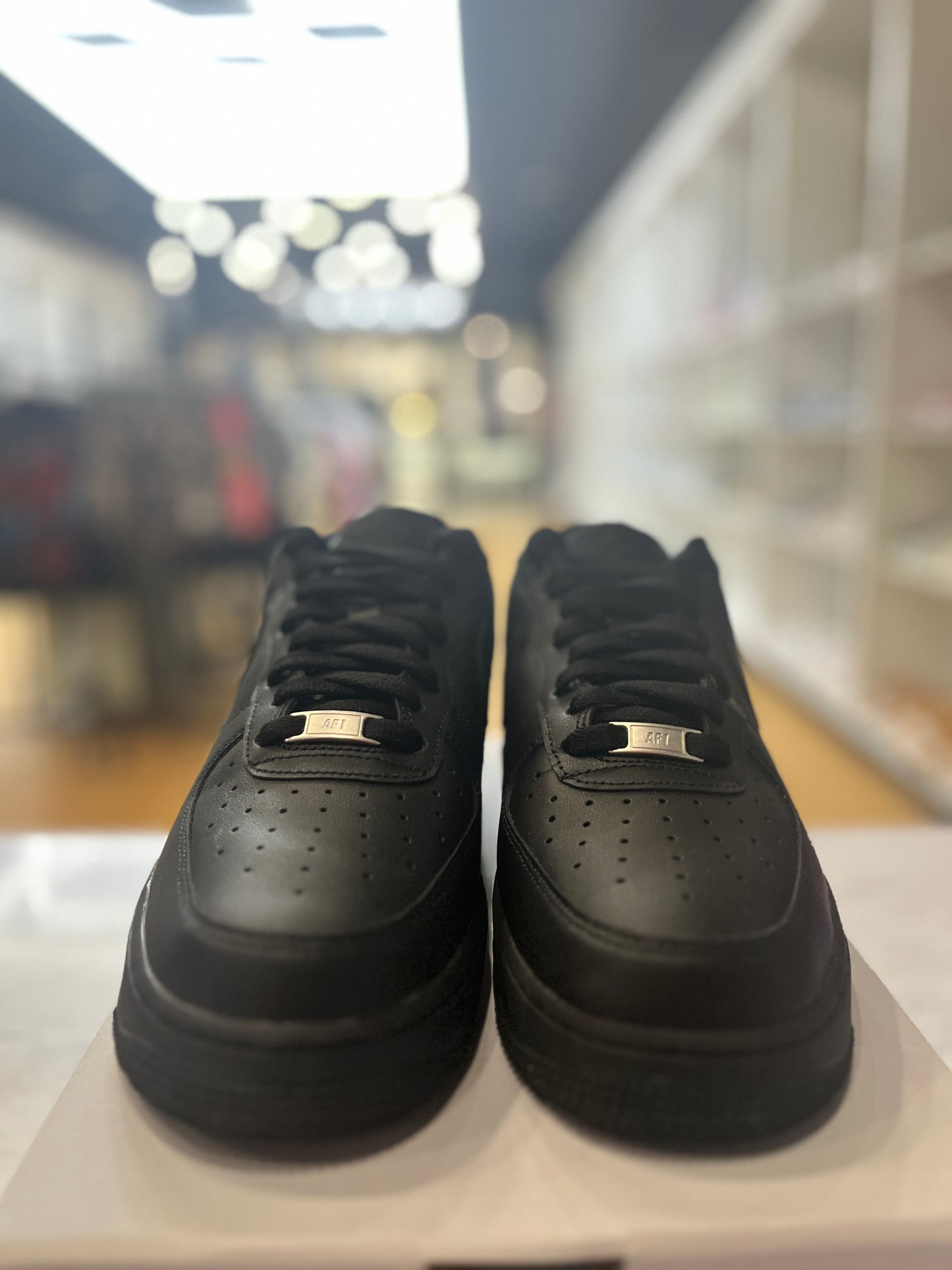 Nike Air Force 1 Low '07 Black PRE-OWNED