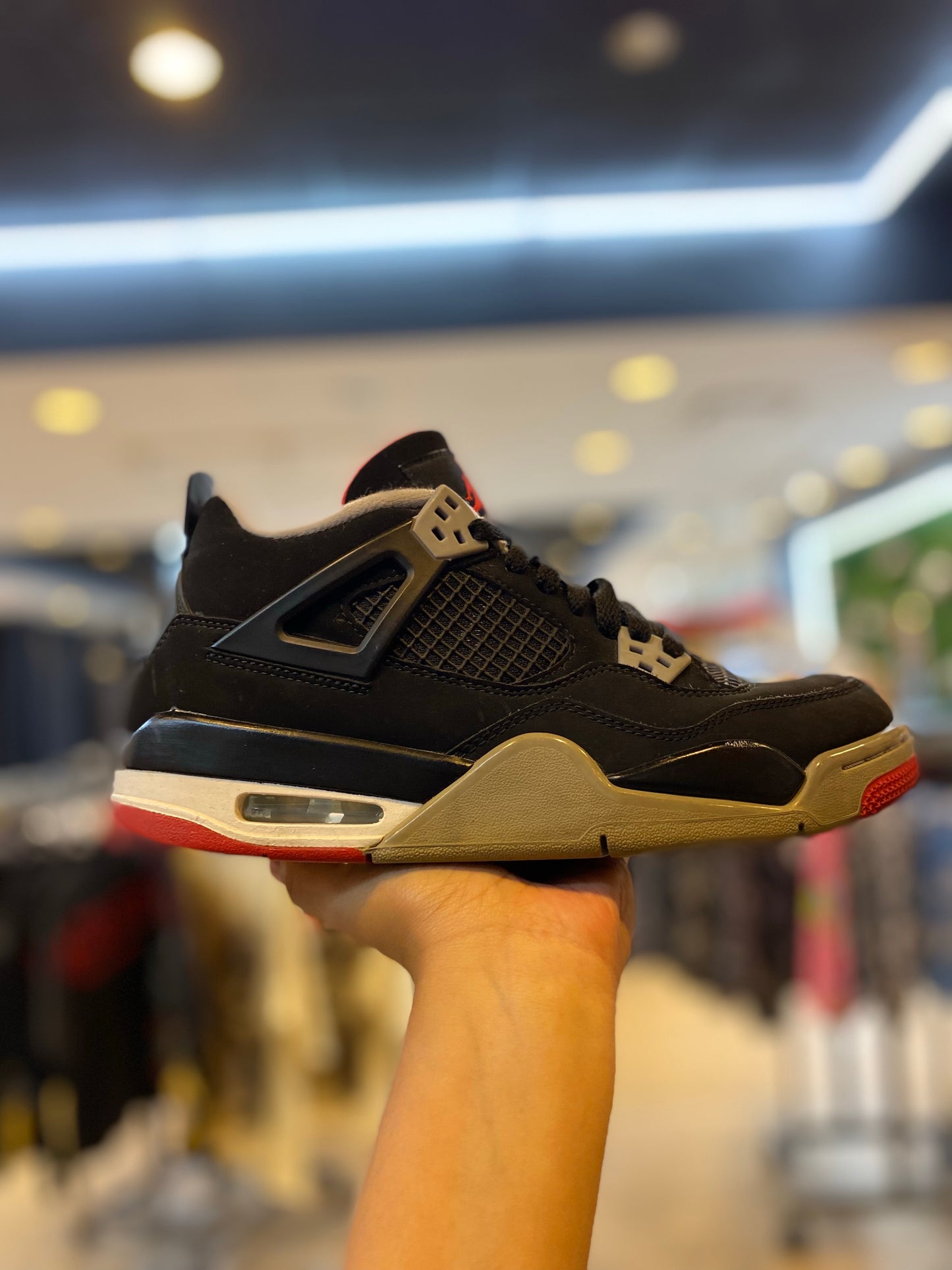 Jordan 4 Retro Bred (2019) (GS) - PRE-OWNED