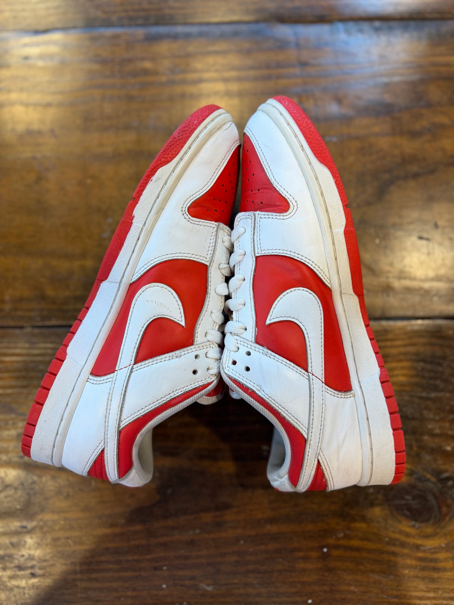 Nike Dunk Low Championship Red PRE-OWNED