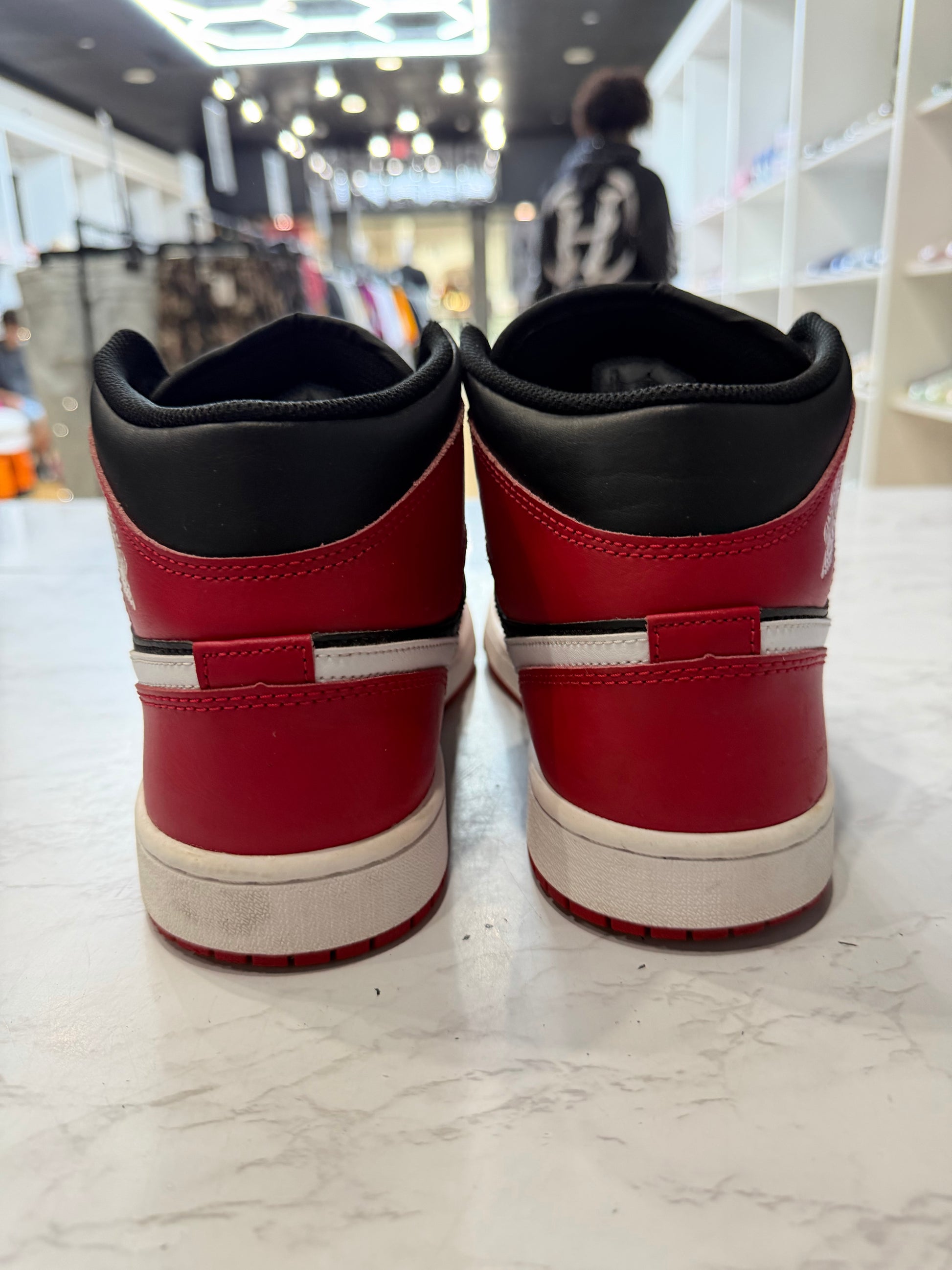 Jordan 1 Mid Gym Red Black White (2024) PRE-OWNED