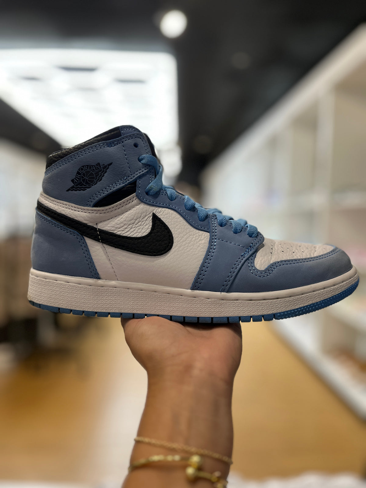 Jordan 1 Retro High OG University Blue (GS) PRE-OWNED