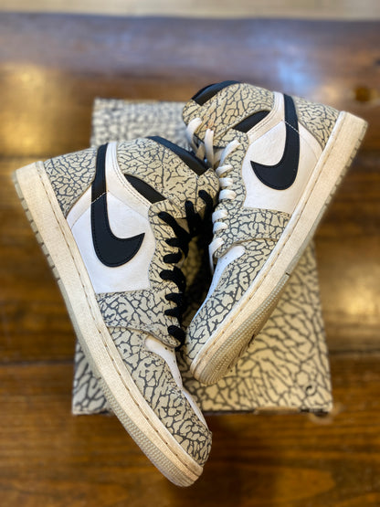 Jordan 1 Retro High OG White Cement PRE-OWNED