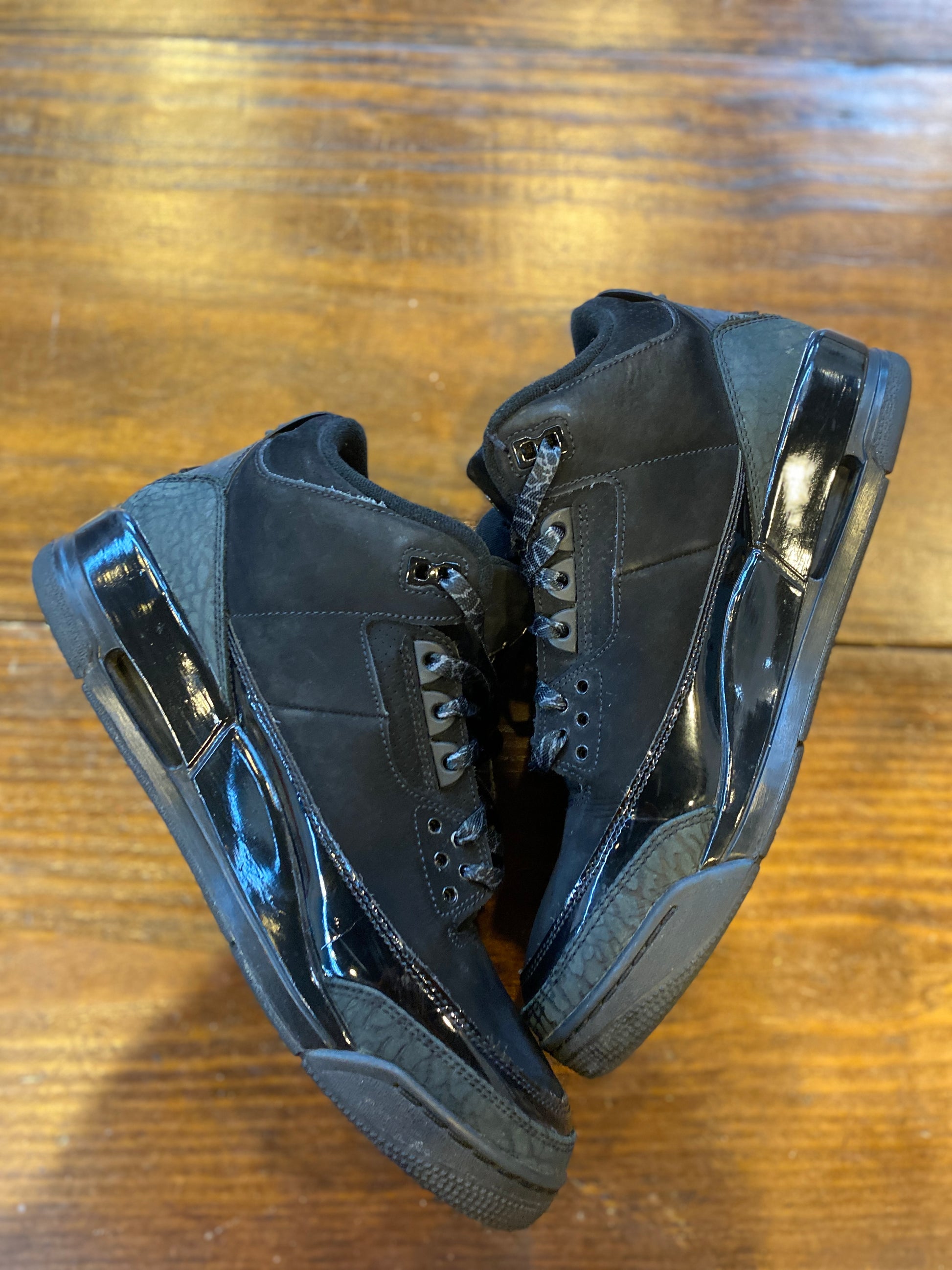 Jordan 3 Retro Black Cat (2025) PRE-OWNED