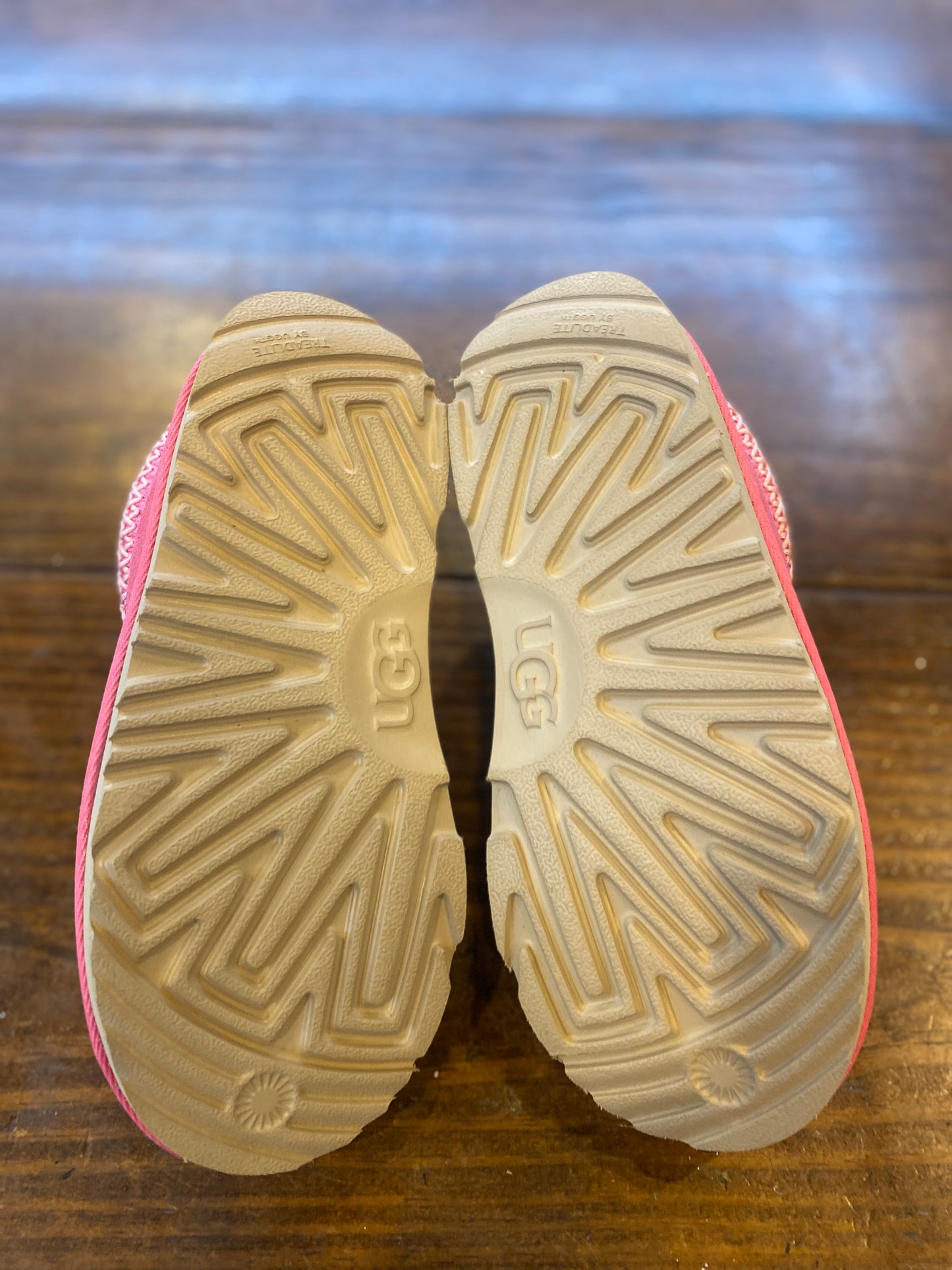 UGG Tasman II Slipper Rock Rose (Kids) PRE-OWNED
